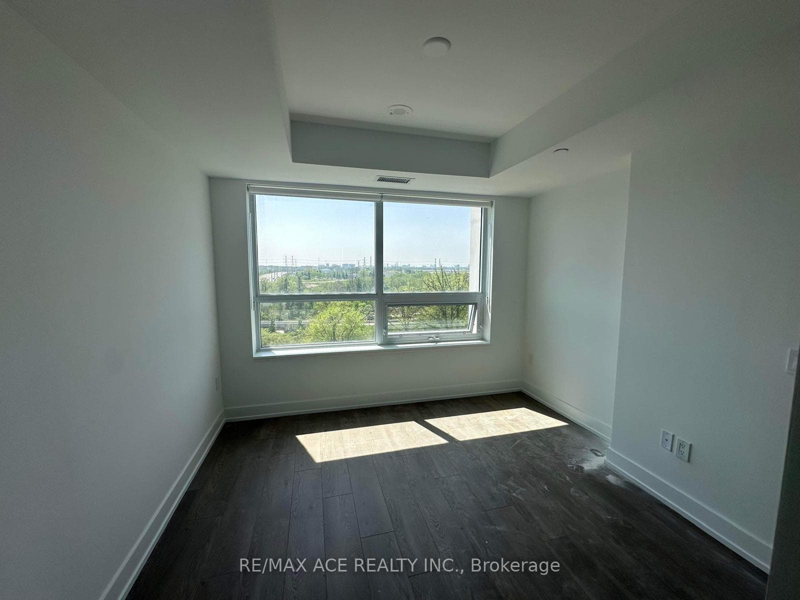 8 Cedarland Drive Unit 916 photo 5