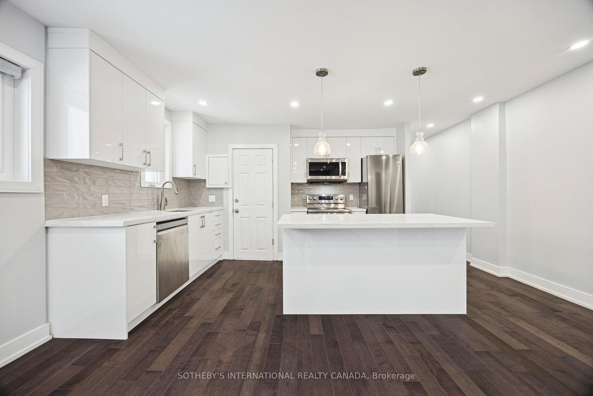 59 Burnaby Boulevard photo 12