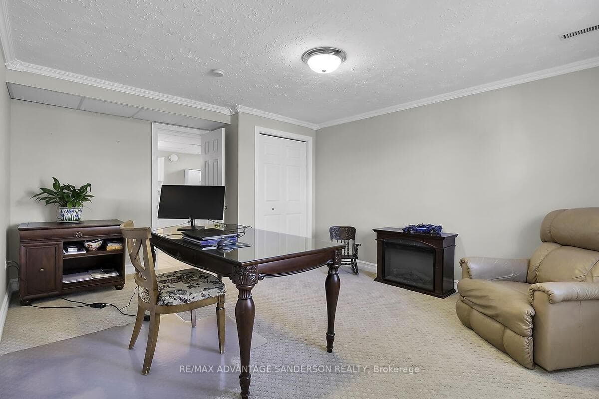 42 Stone Ridge Crescent photo 31