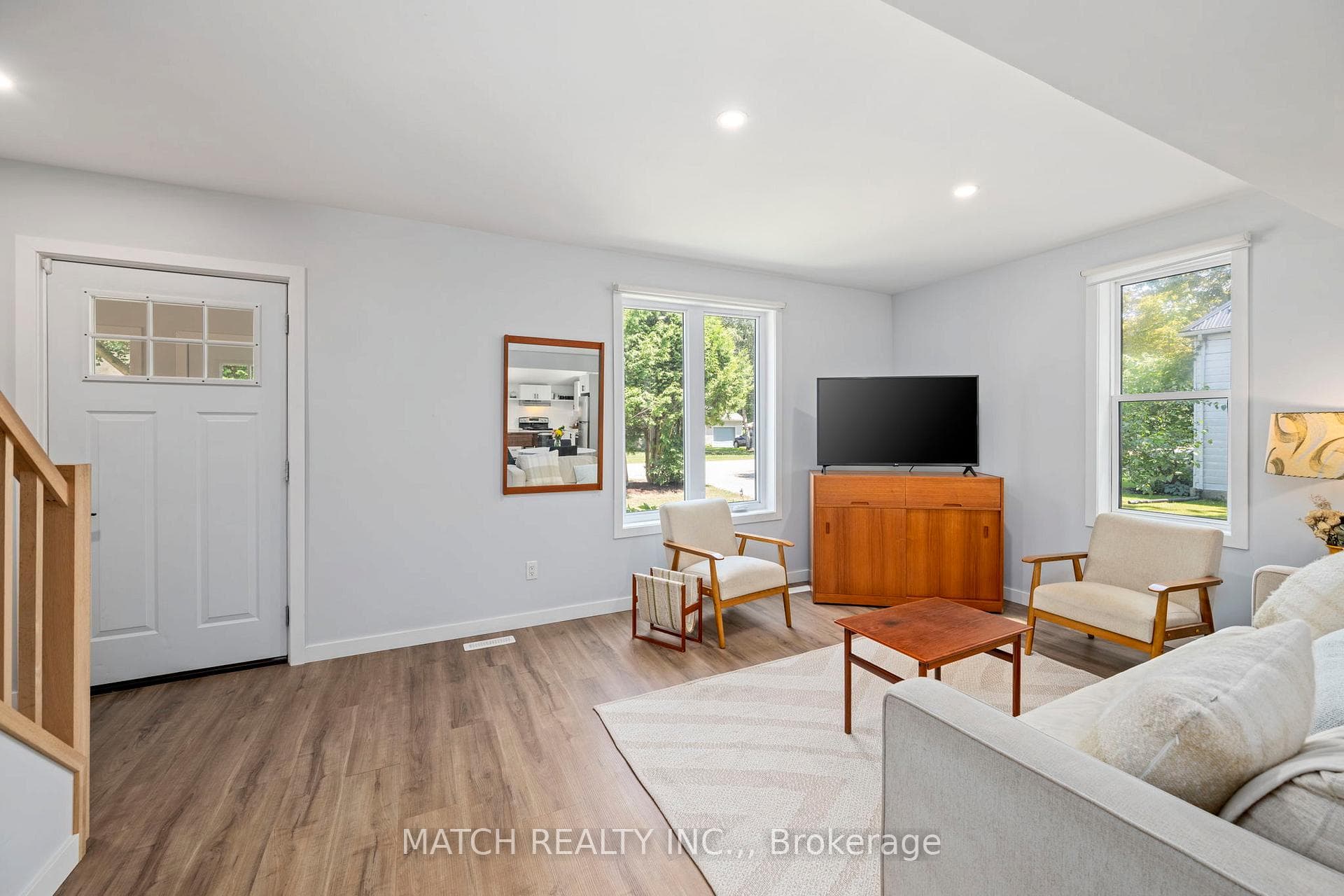 198 Margaret Street photo 8