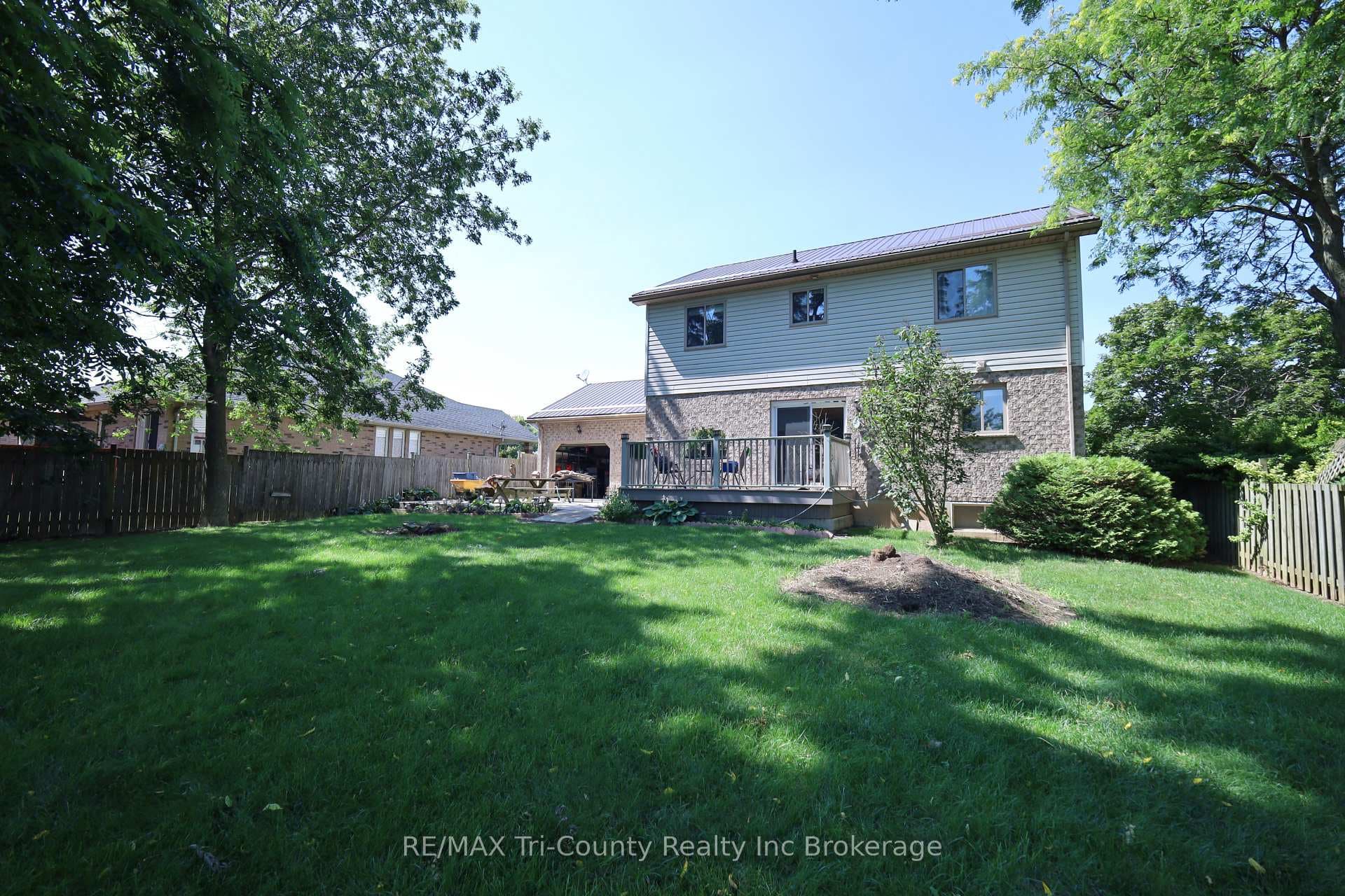 43 Trillium Drive photo 36