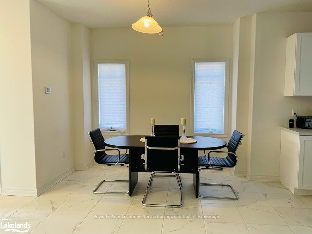 111 PLEWES Drive photo 8