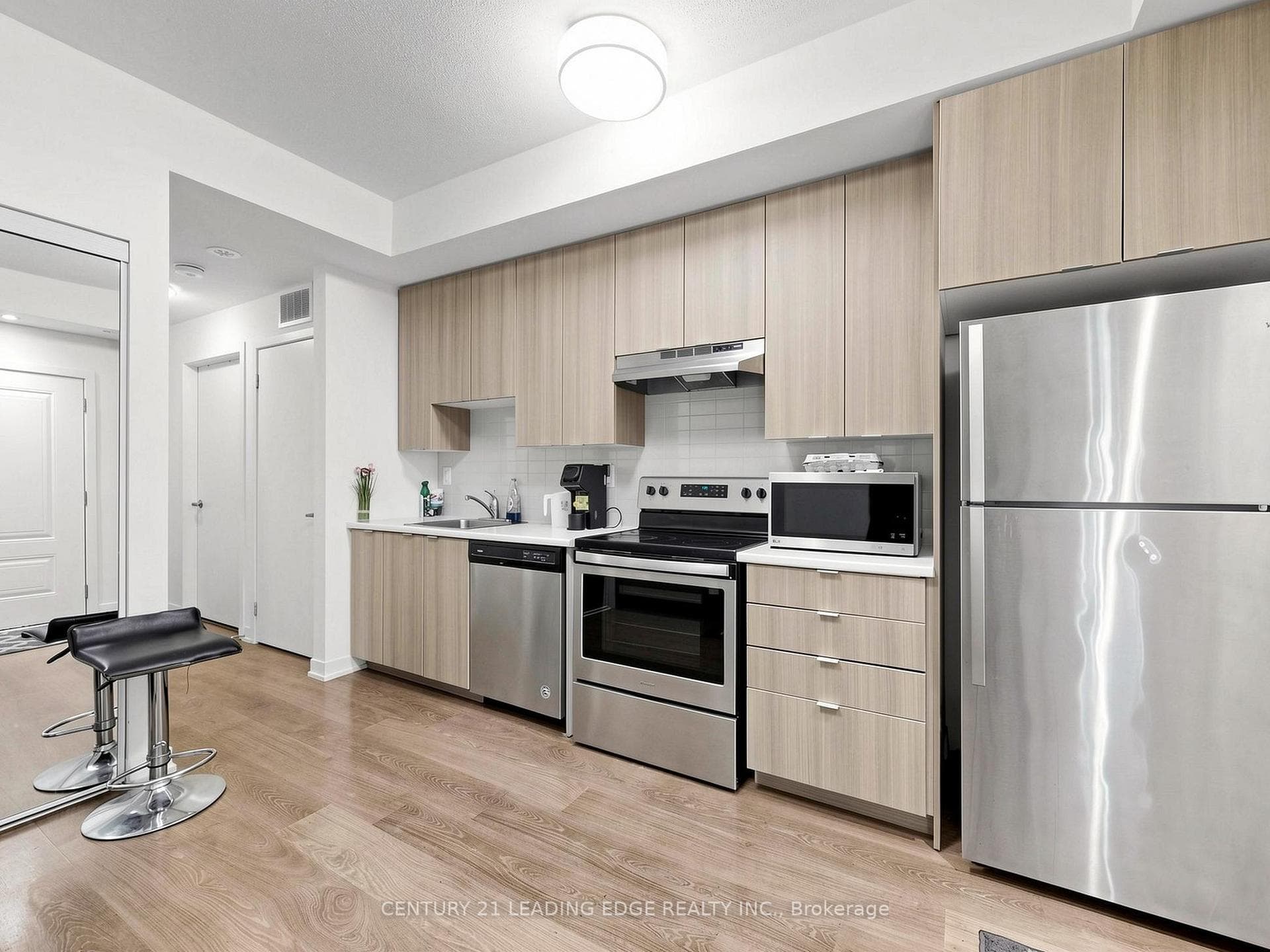 70 Orchid Place Drive Unit 14 photo 18