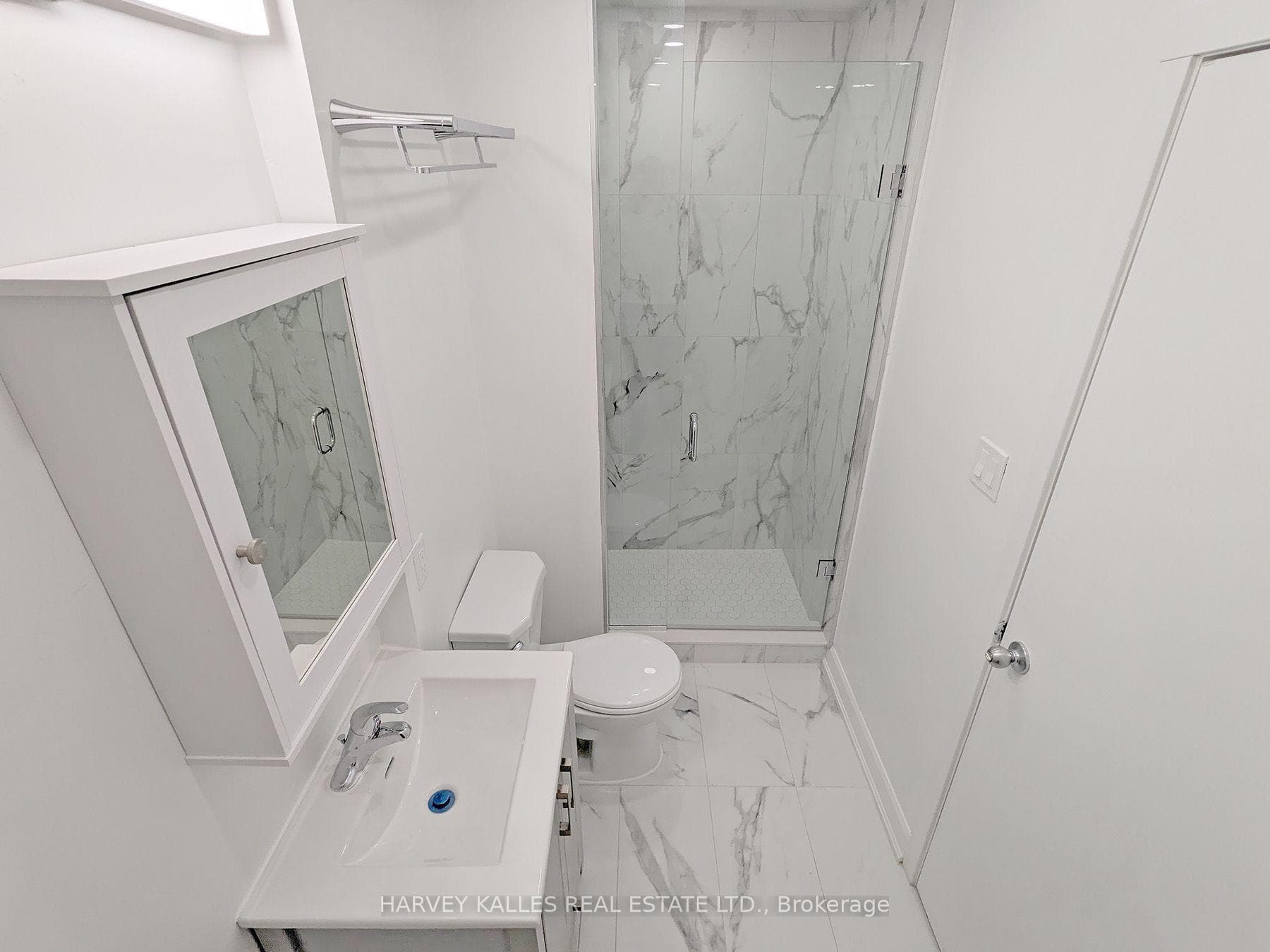 125 Shelborne Avenue Unit 1A photo 9