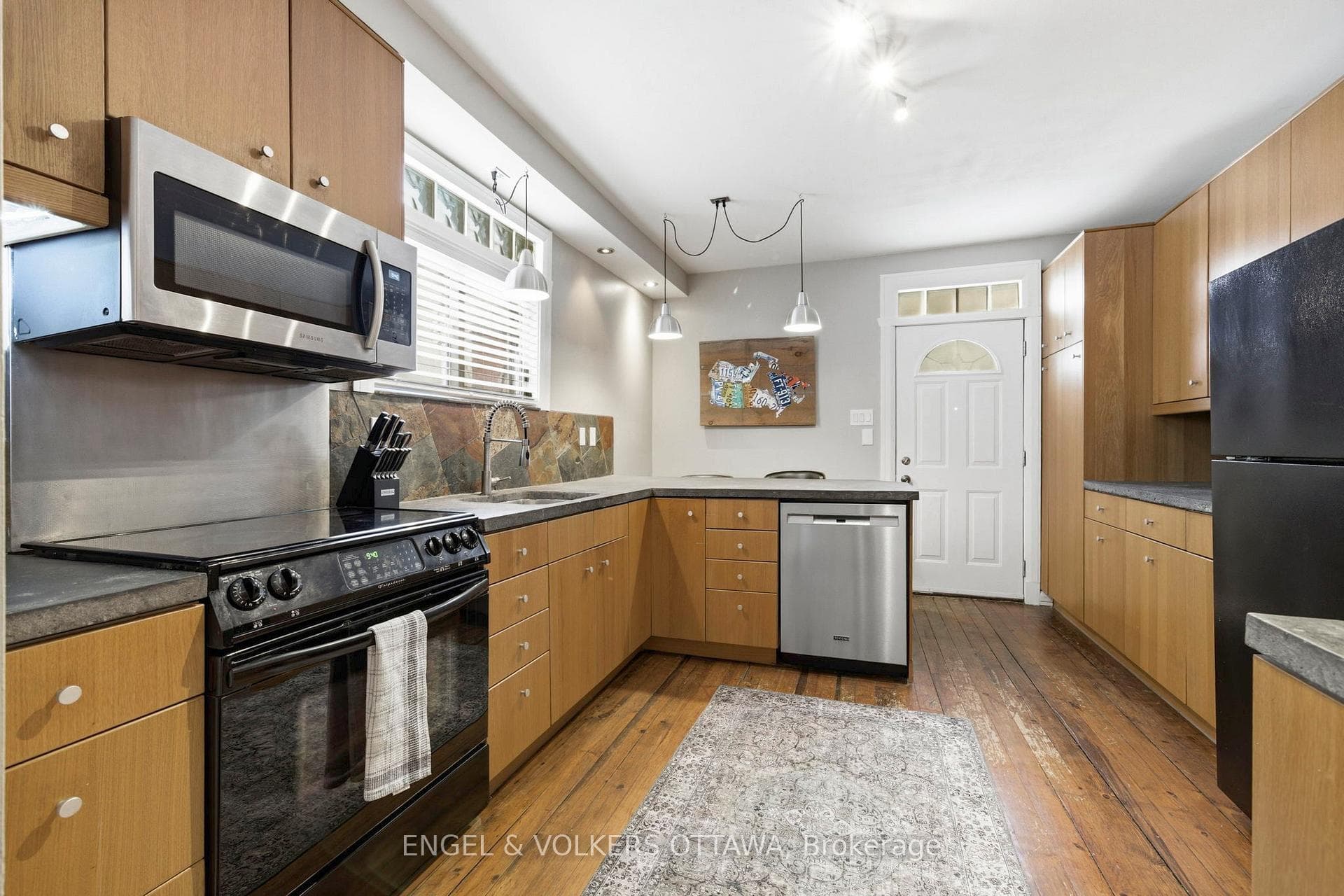 83 Eccles Street photo 17