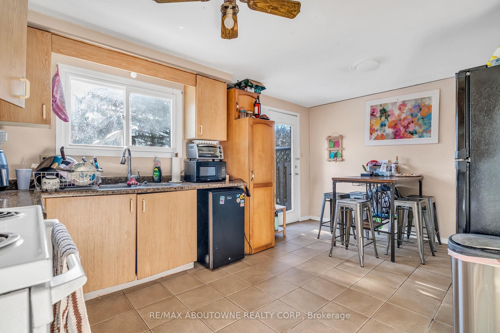 514 Kortright Road photo 7