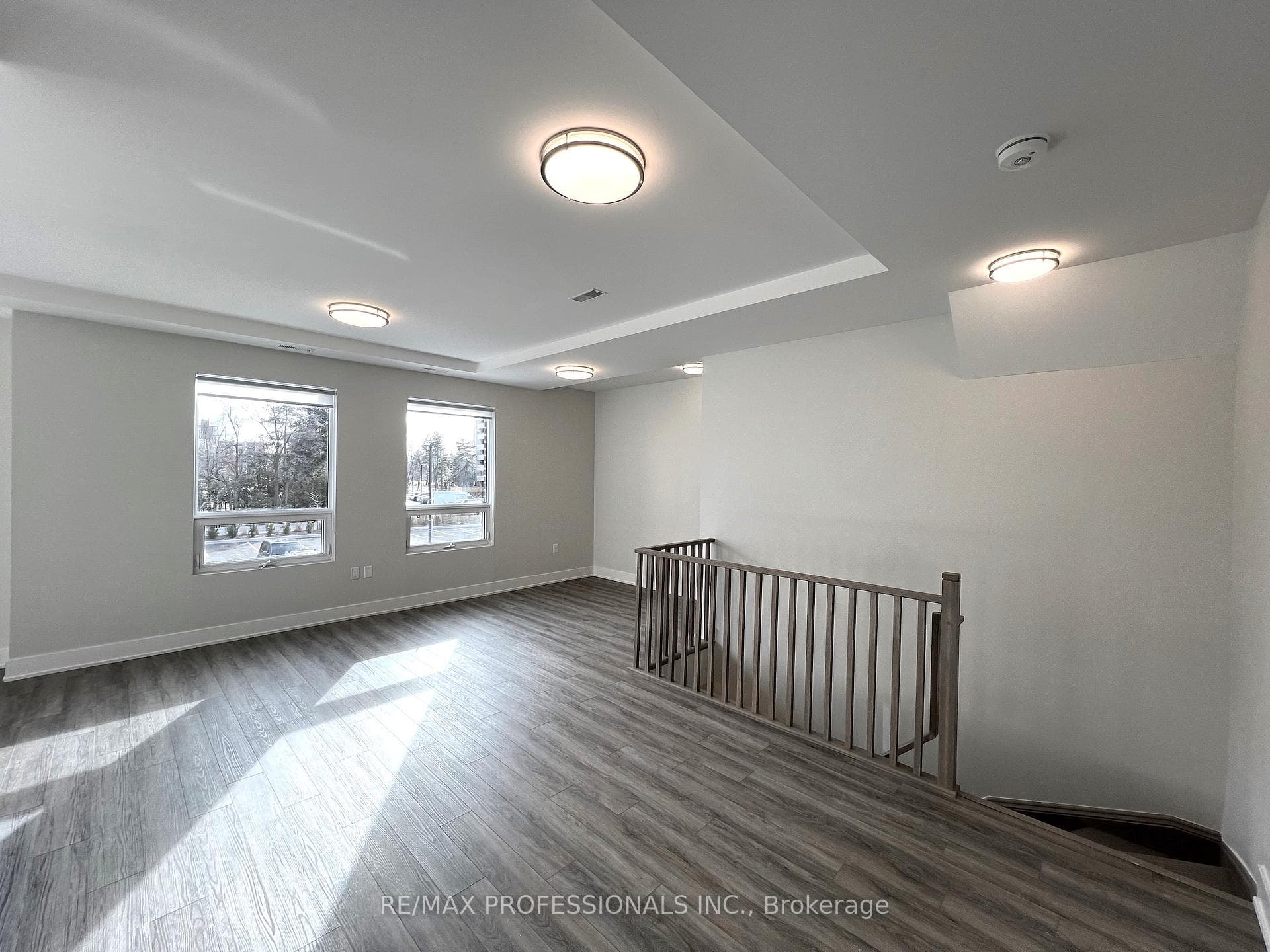 62 Dixfield Drive Unit 102 photo 5