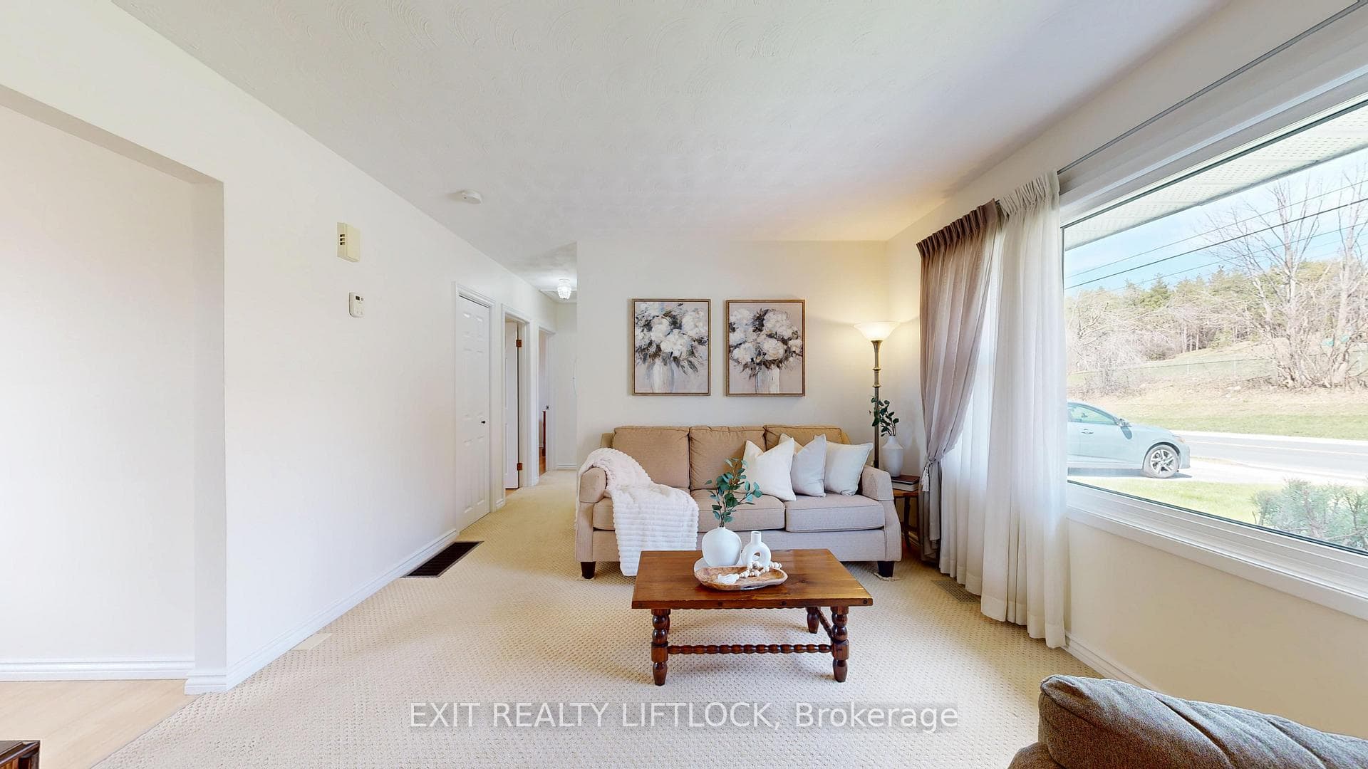 423 Armour Road photo 3