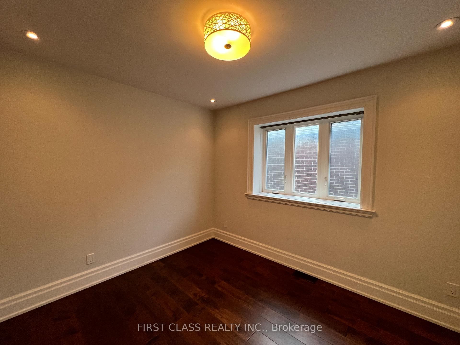 202 Windermere Avenue photo 11