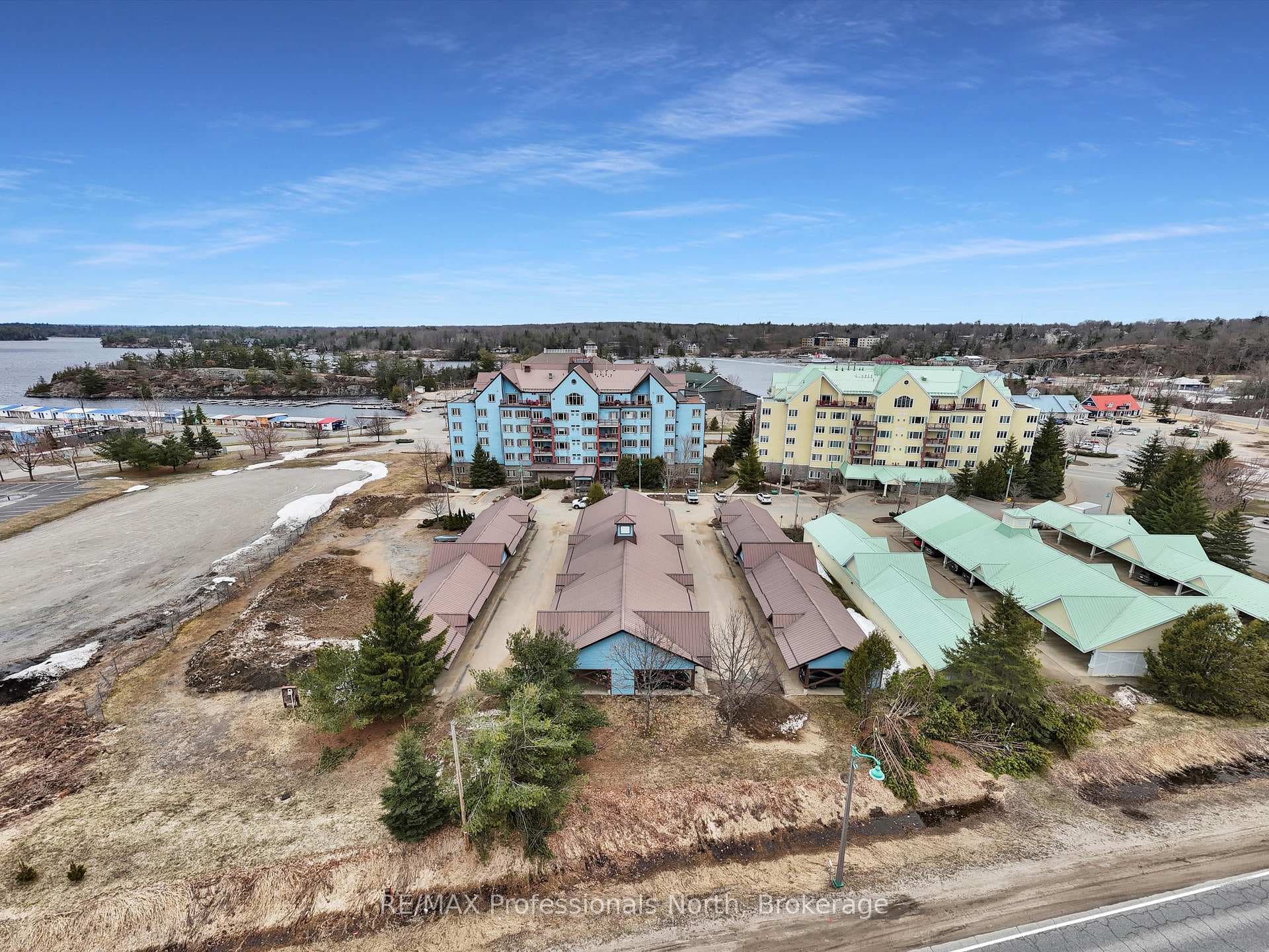 130 STEAMSHIP BAY Road Unit 305 photo 30