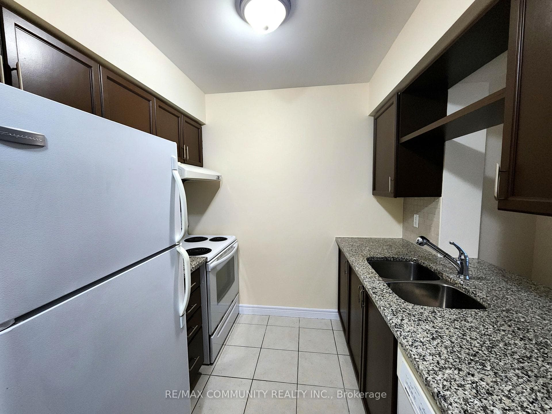 70 Town Centre Court Unit 1205 photo 12