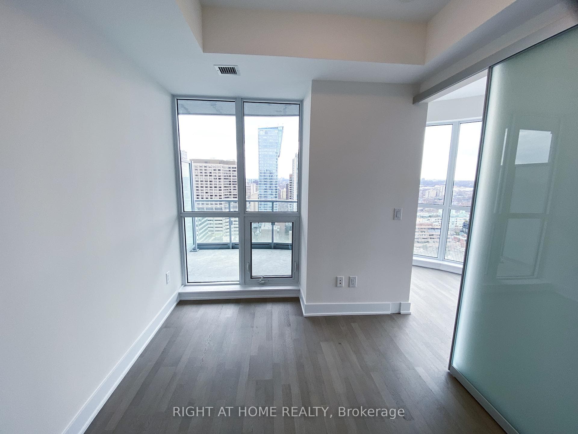 88 Cumberland Street Unit 2304 photo 5