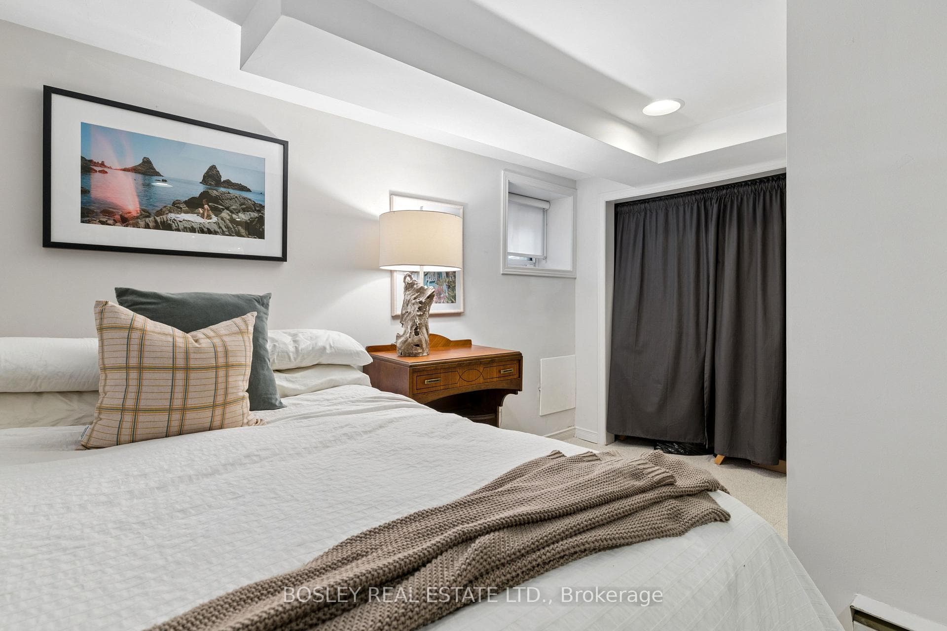 184 Wright Avenue photo 46