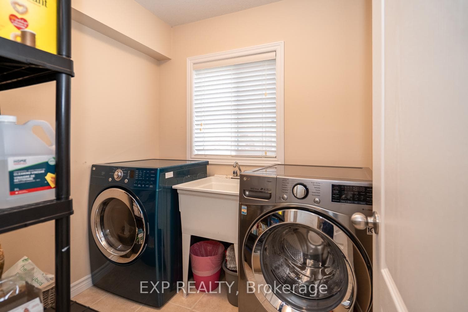 6 Robert Simone Way photo 11