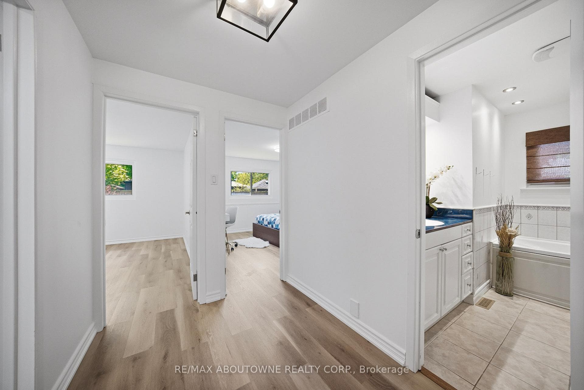2306 Devon Road photo 15