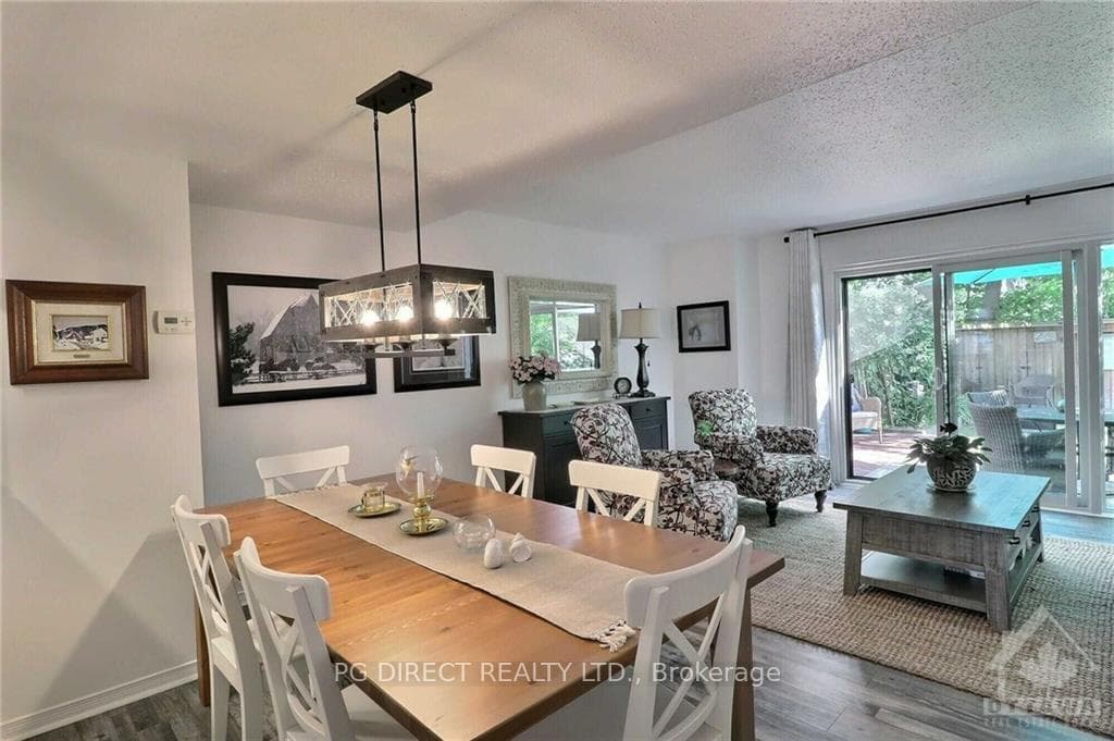 14 MONTEREY Drive photo 5