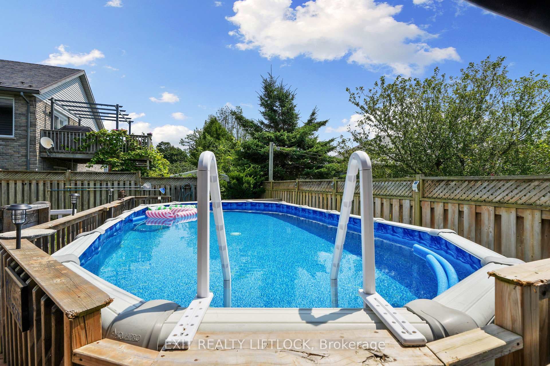 60 Gearin Street photo 36