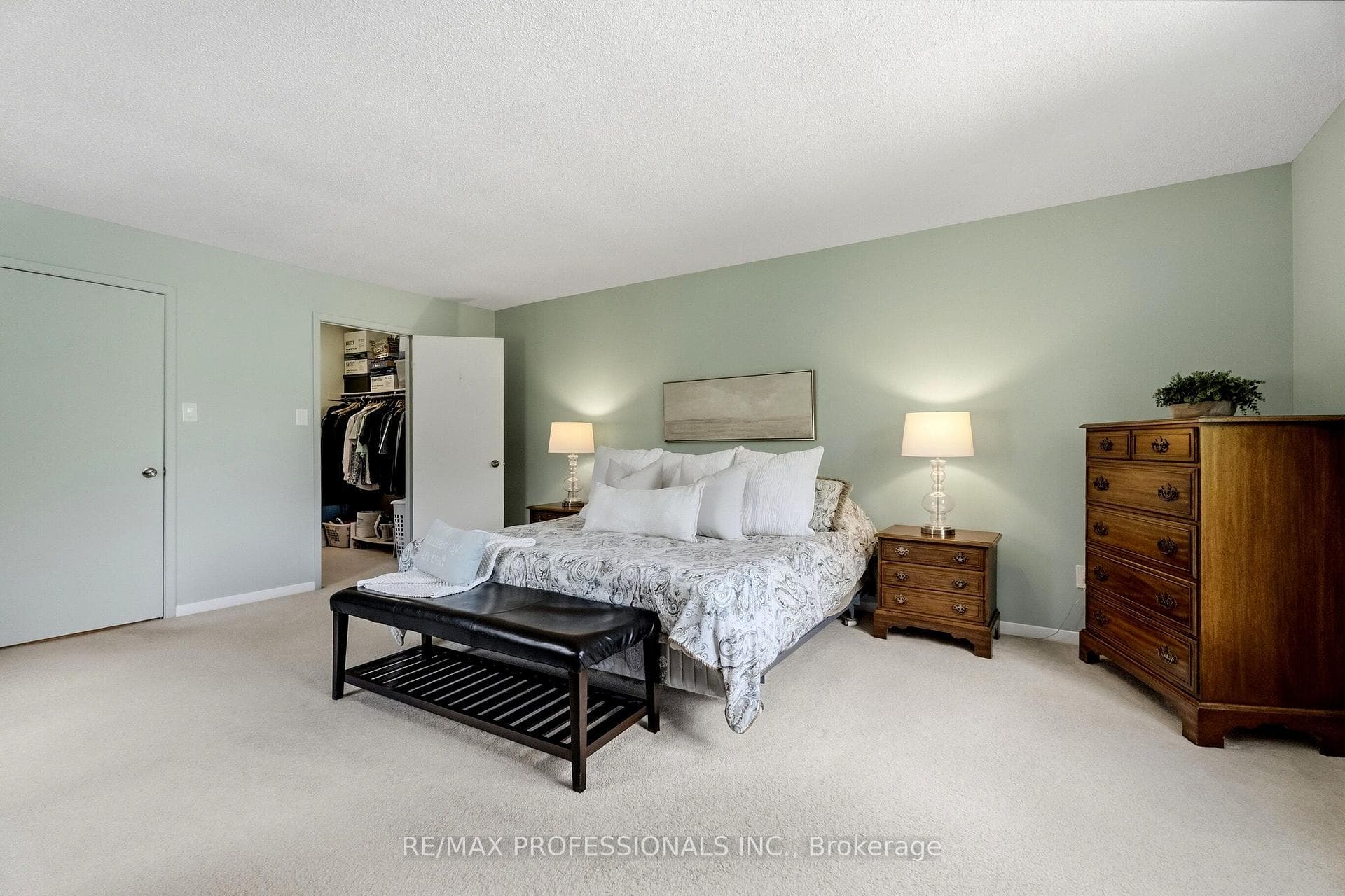 Primary Bedroom with Walk-In/Thru Closet