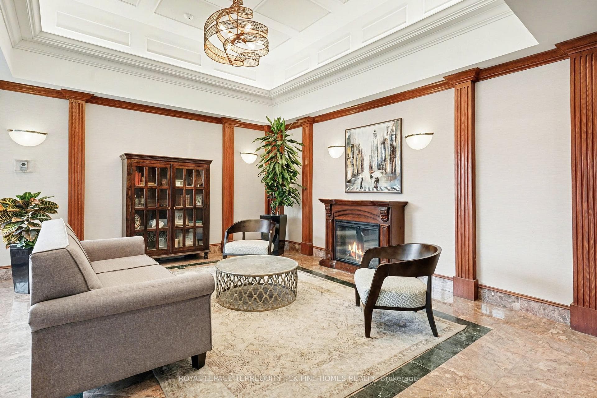 398 Eglinton Avenue Unit 1009 photo 3