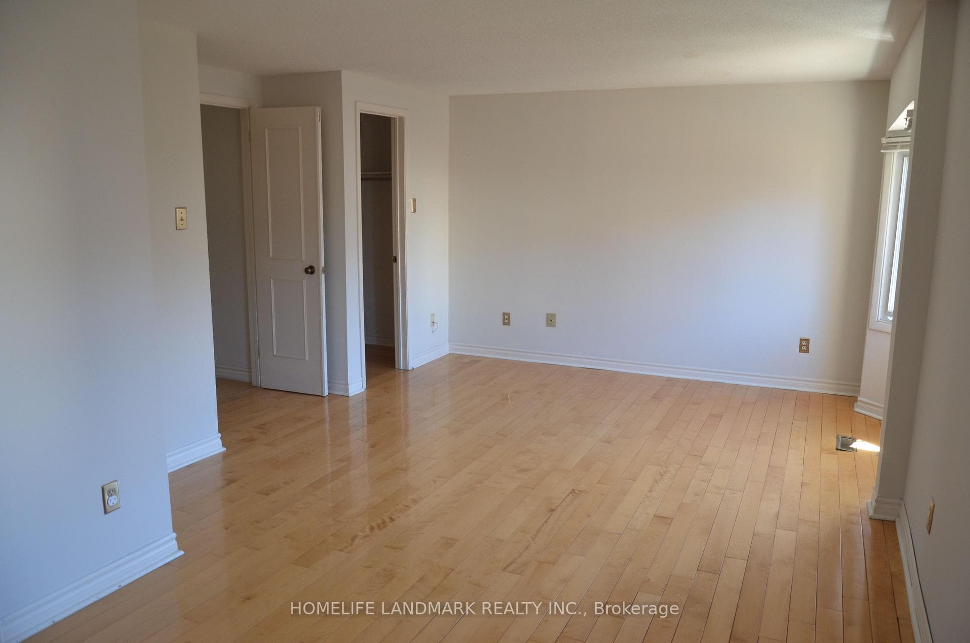 113 Wintermute Boulevard photo 10