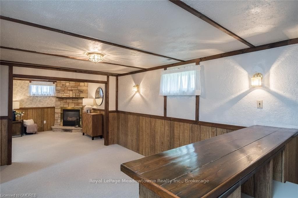 291 BASTEDO Court photo 29