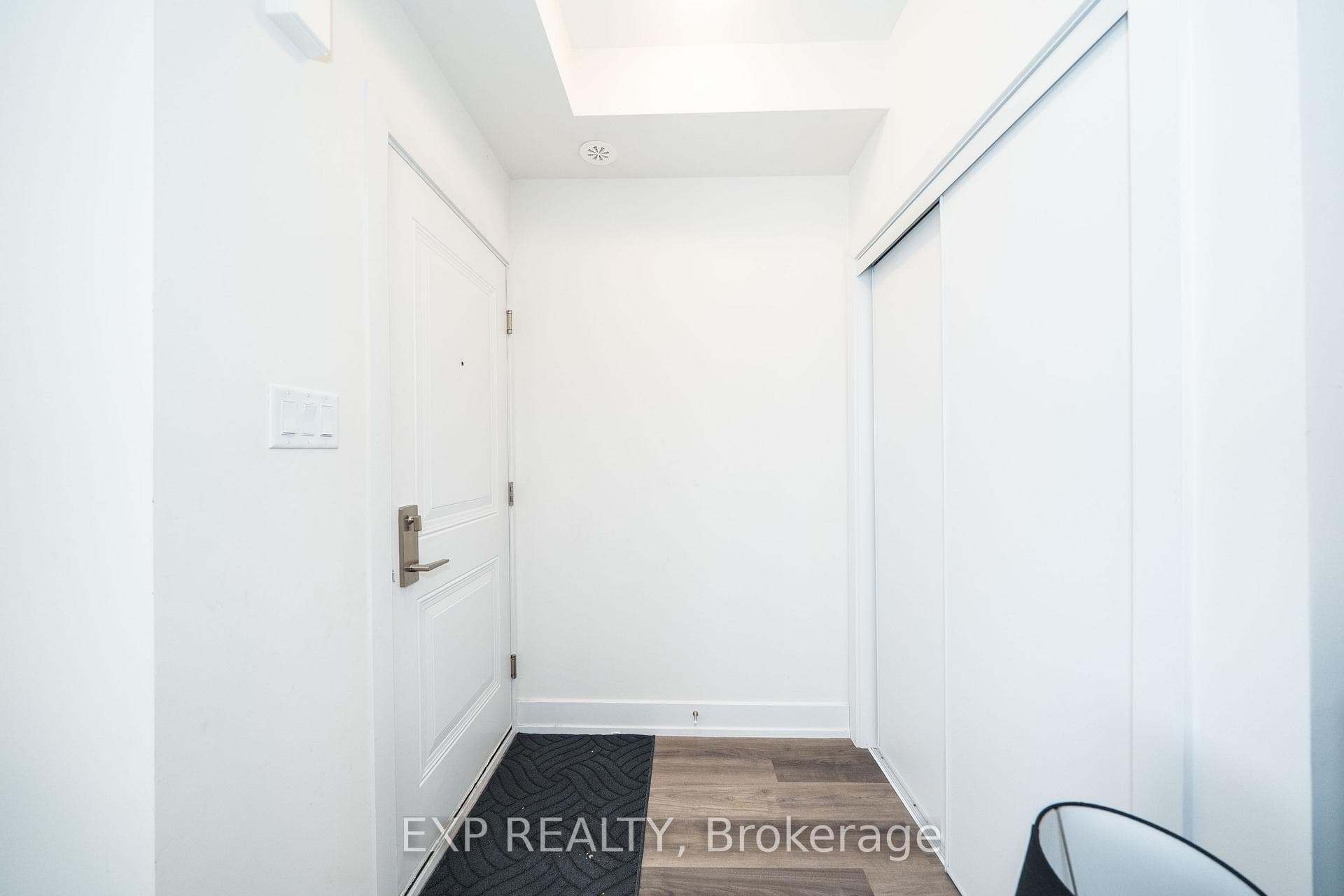 6 Sayers Lane Unit 10 photo 16