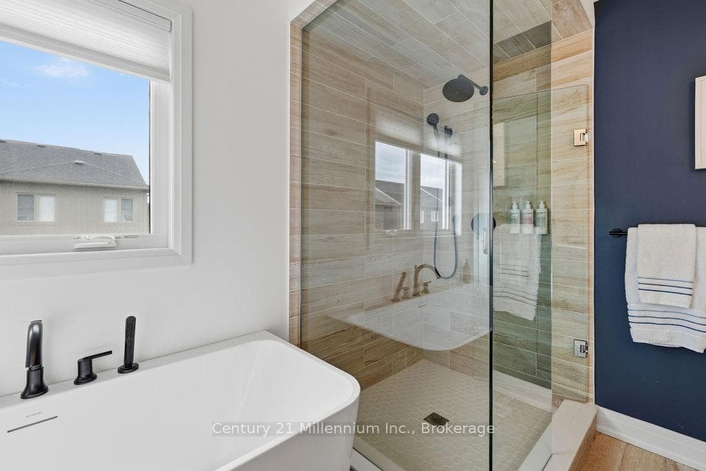 30 Mclean Avenue photo 24