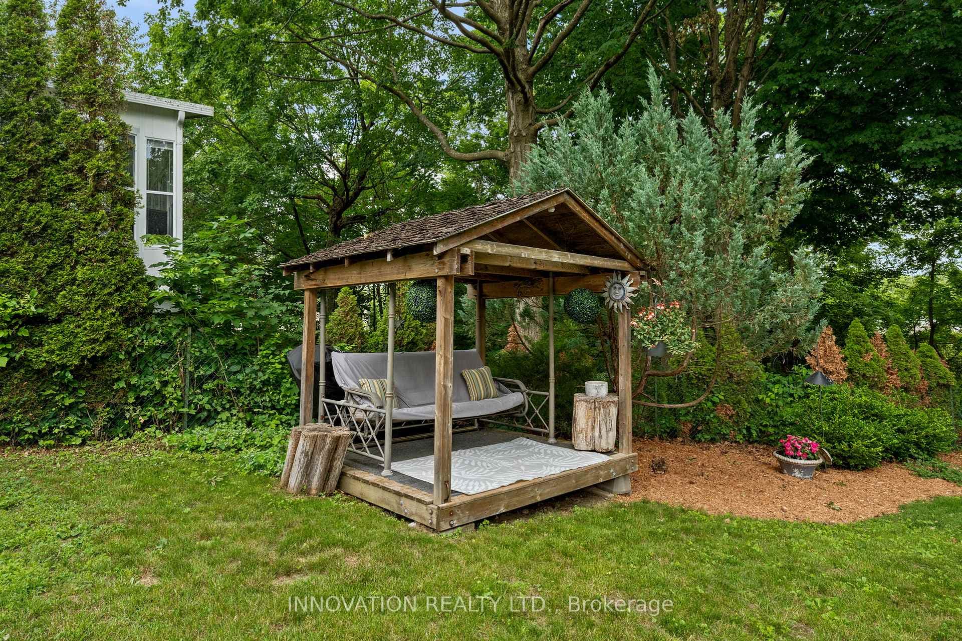 114 Bell Street photo 37