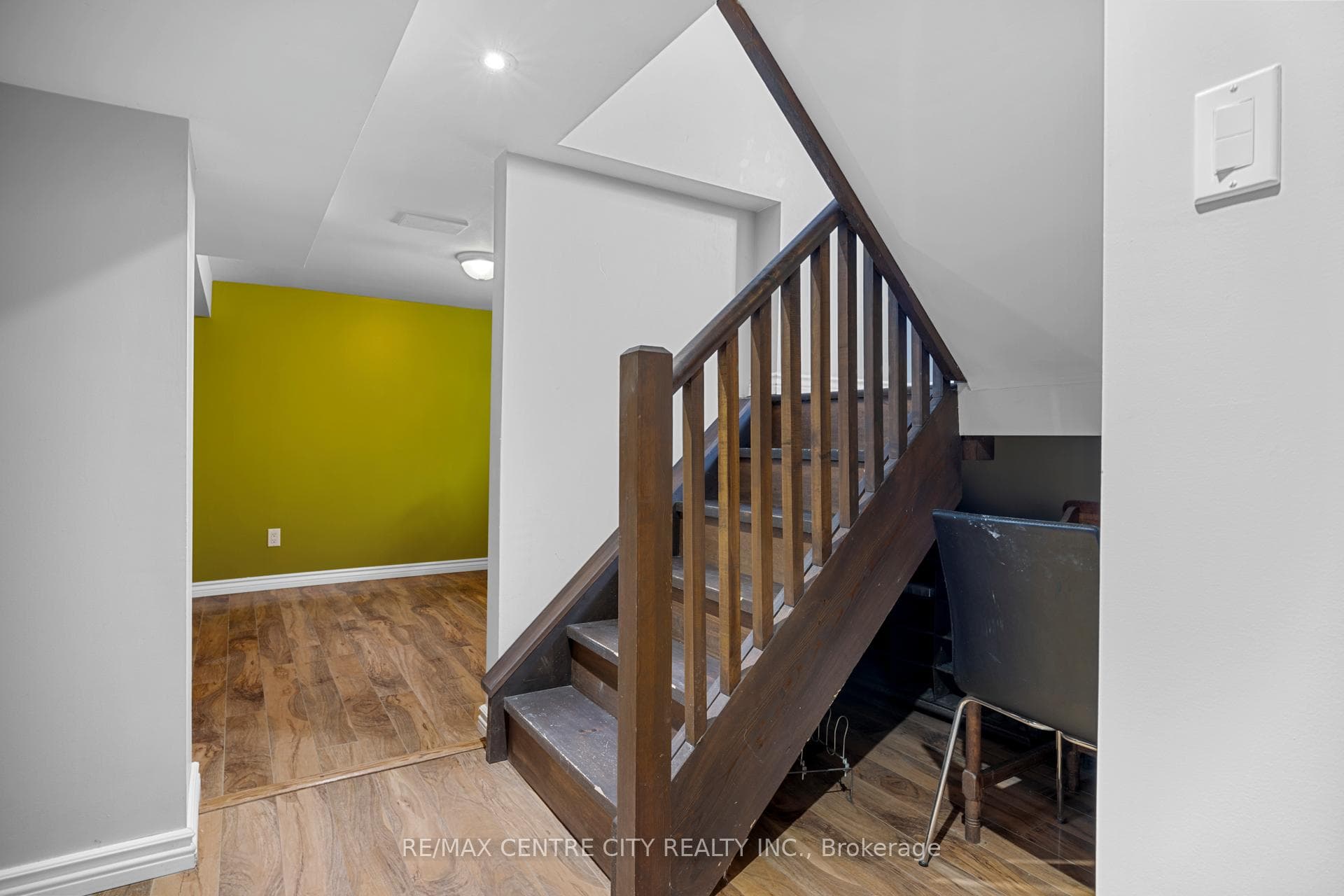 32 Third Avenue photo 17