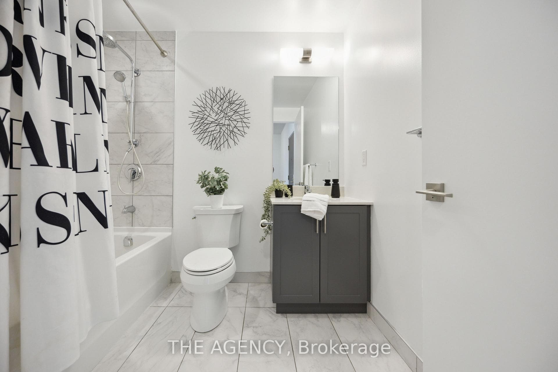 268 buchanan Drive Unit 316W photo 9