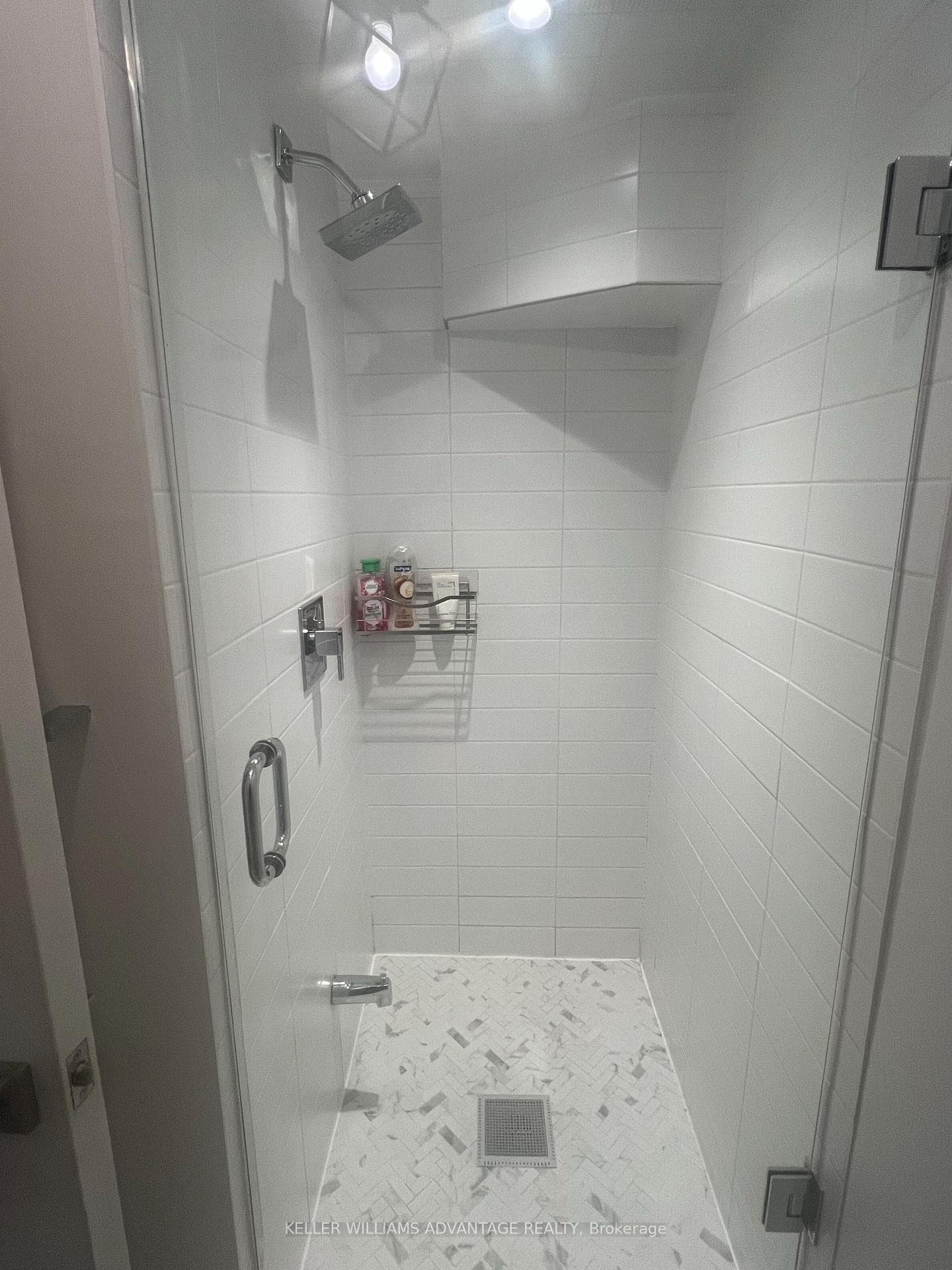 76 Dupont Street Unit Main photo 9