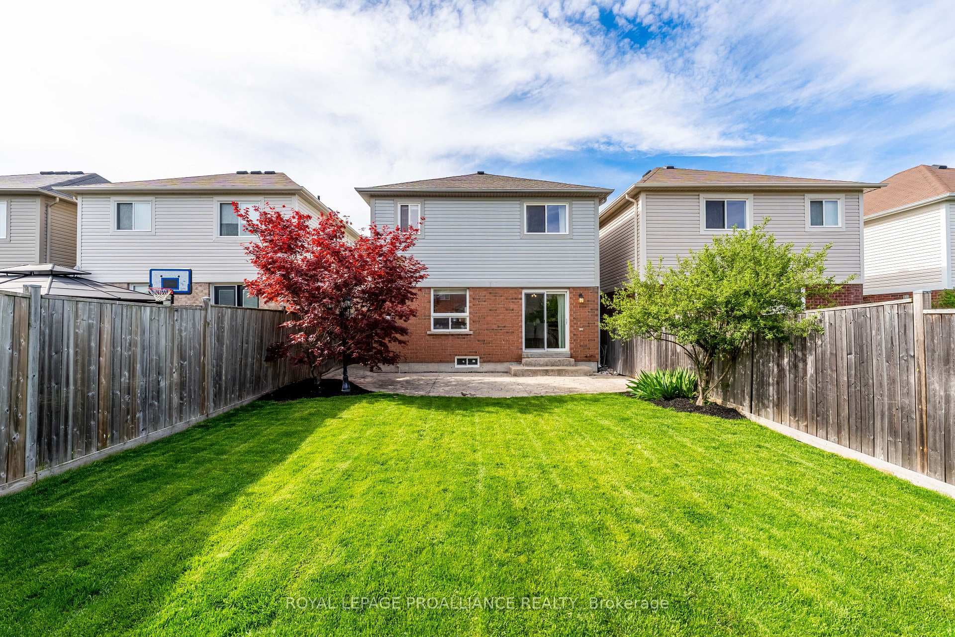 23 Courvier Crescent photo 8