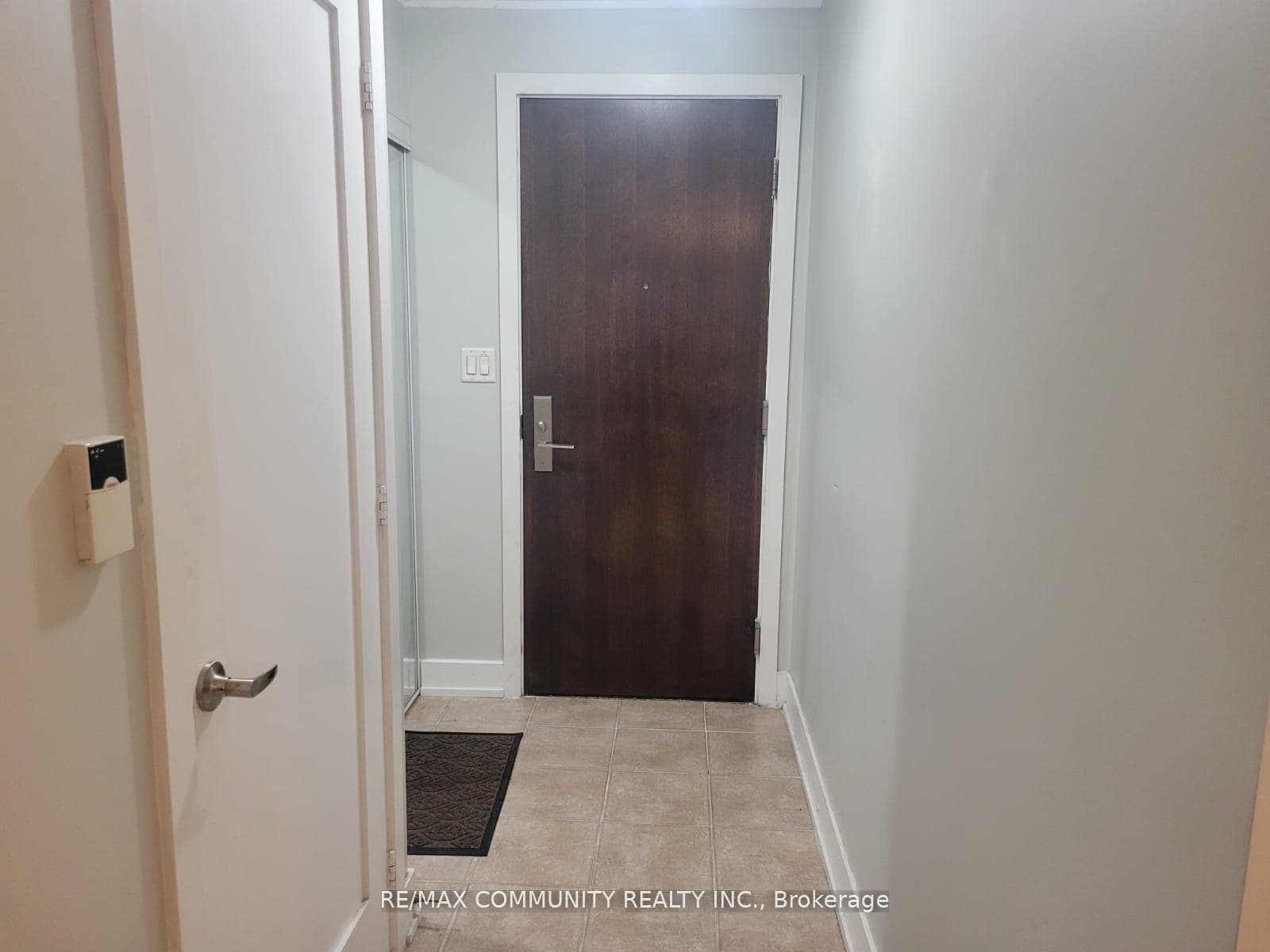 20 Blue Jays Way Unit 1515 photo 2