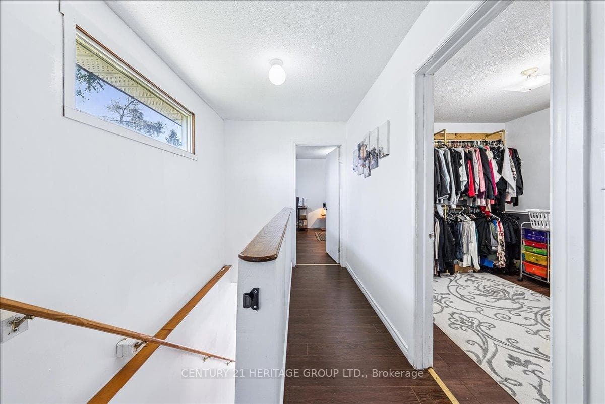 307 Glenwoods Avenue photo 32