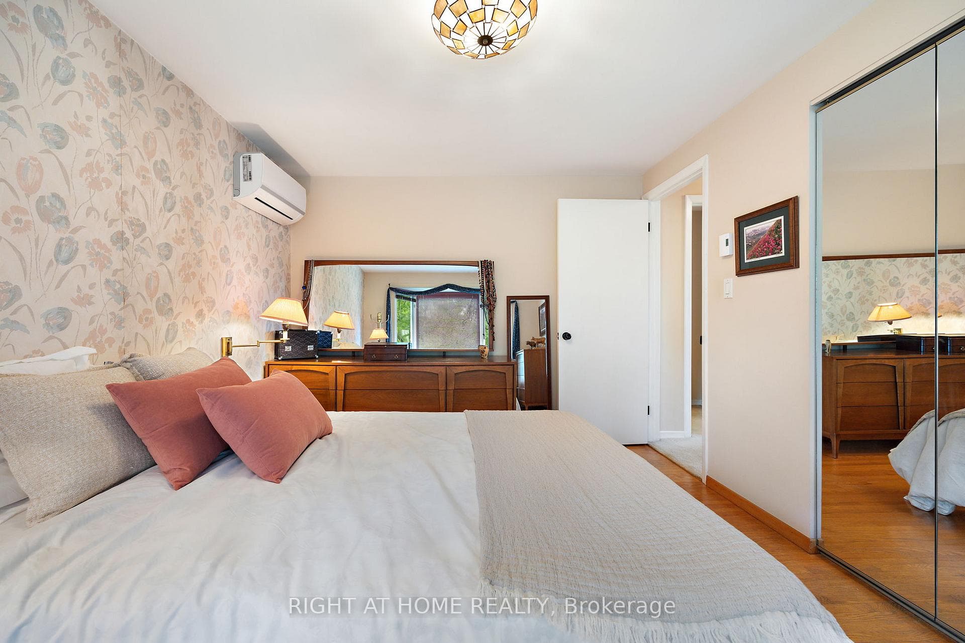 712 Tulip Court photo 14