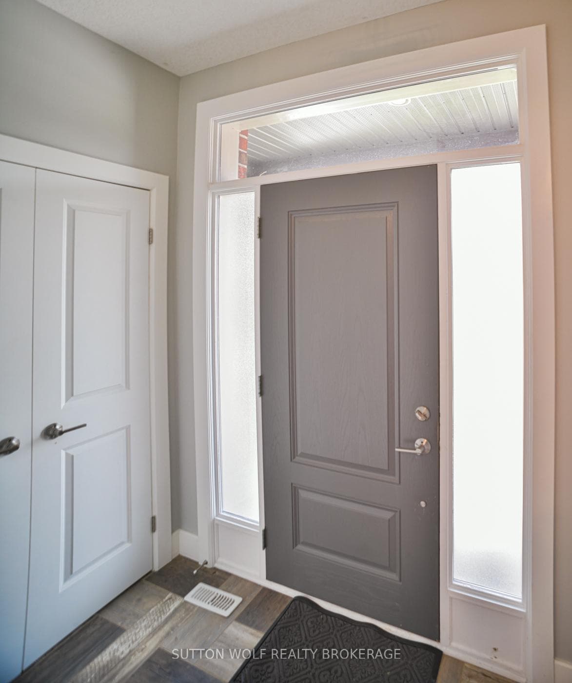 22 Queensway Drive photo 15