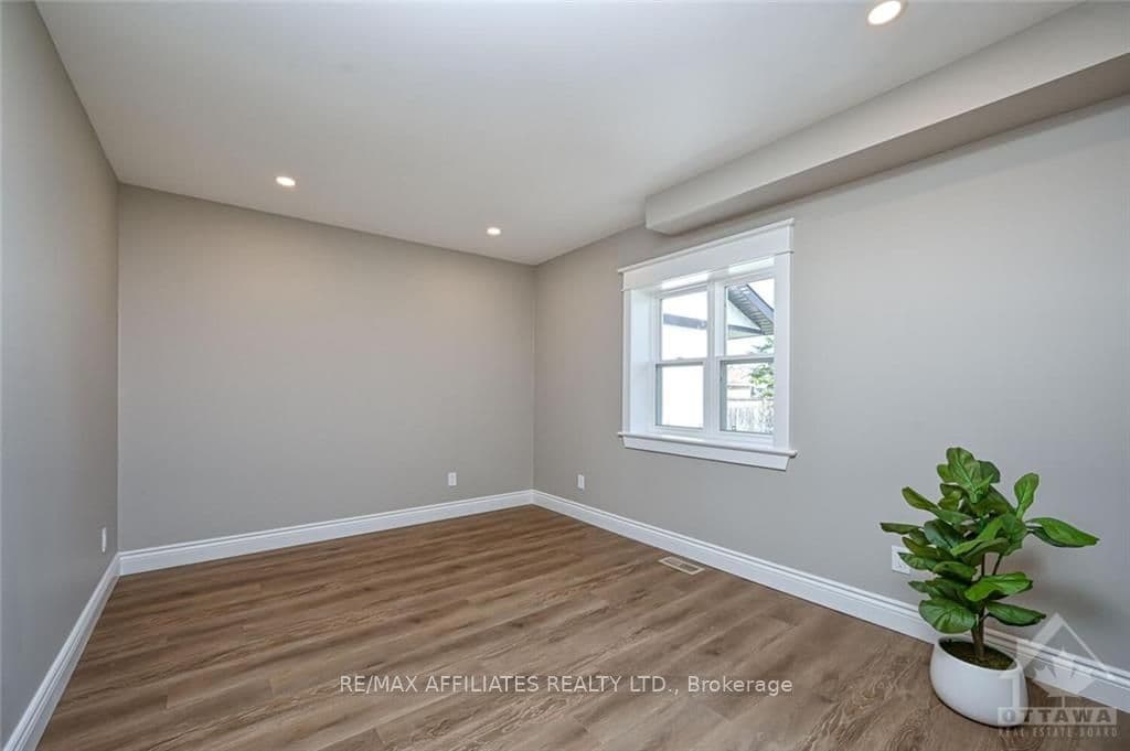 69 JASPER Avenue photo 16