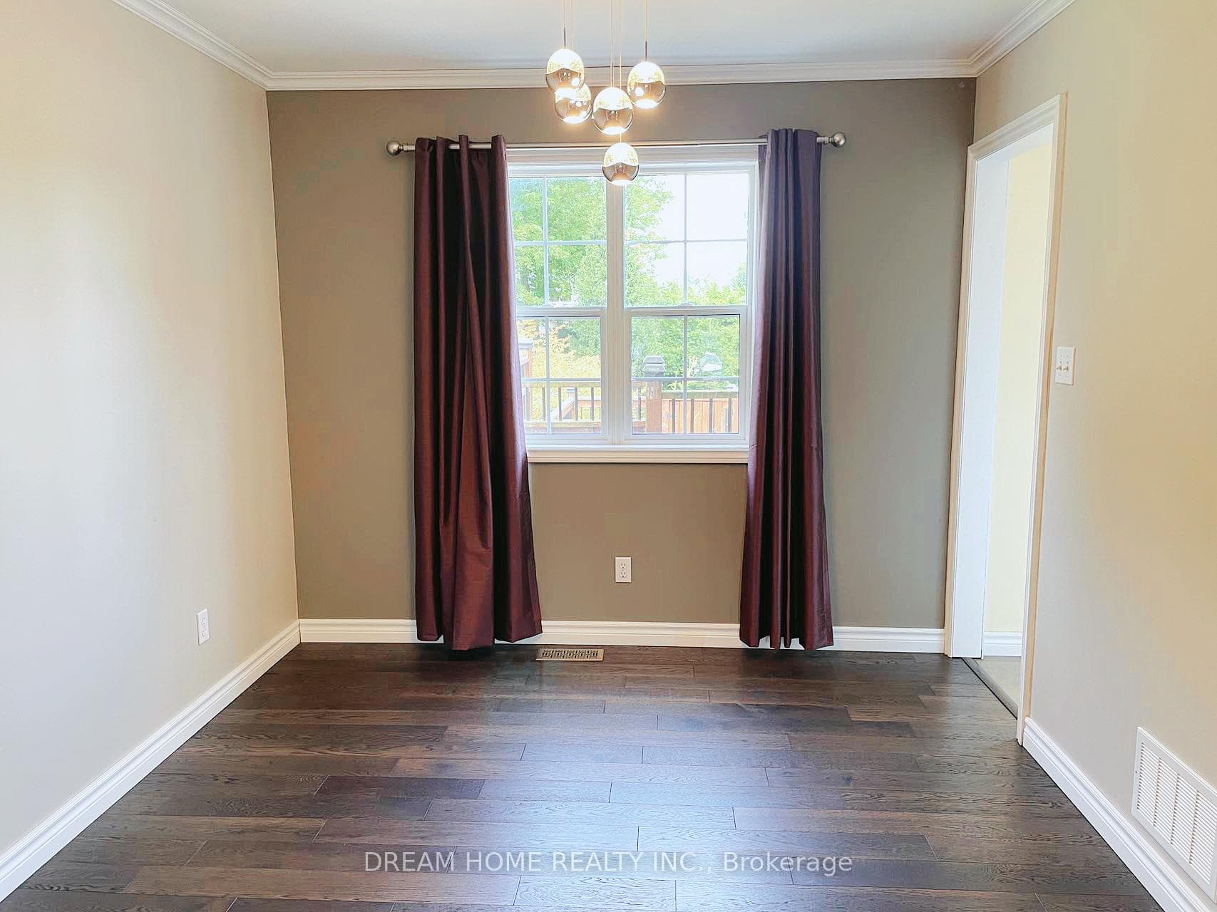318 Annsheila Drive photo 5