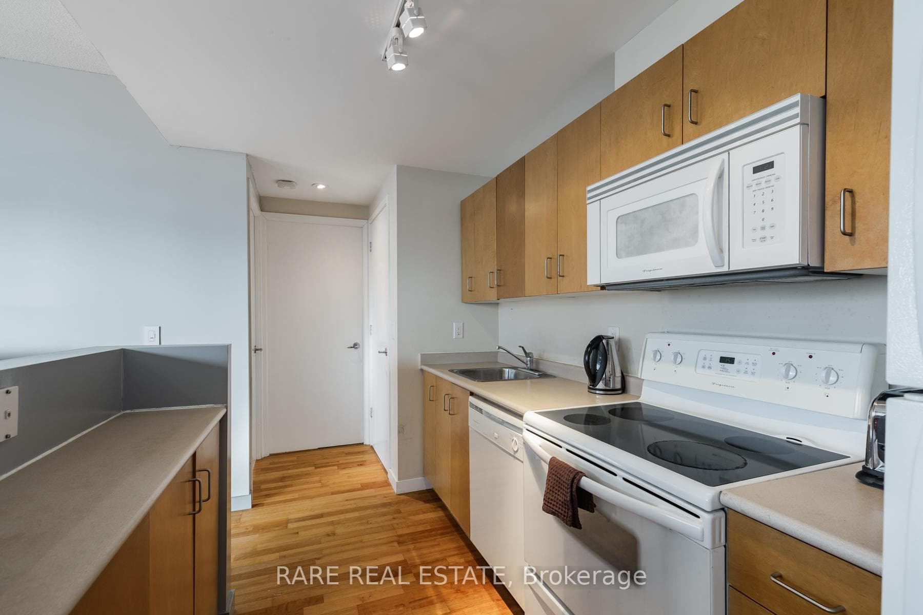 281 Mutual Street Unit 1705 photo 10