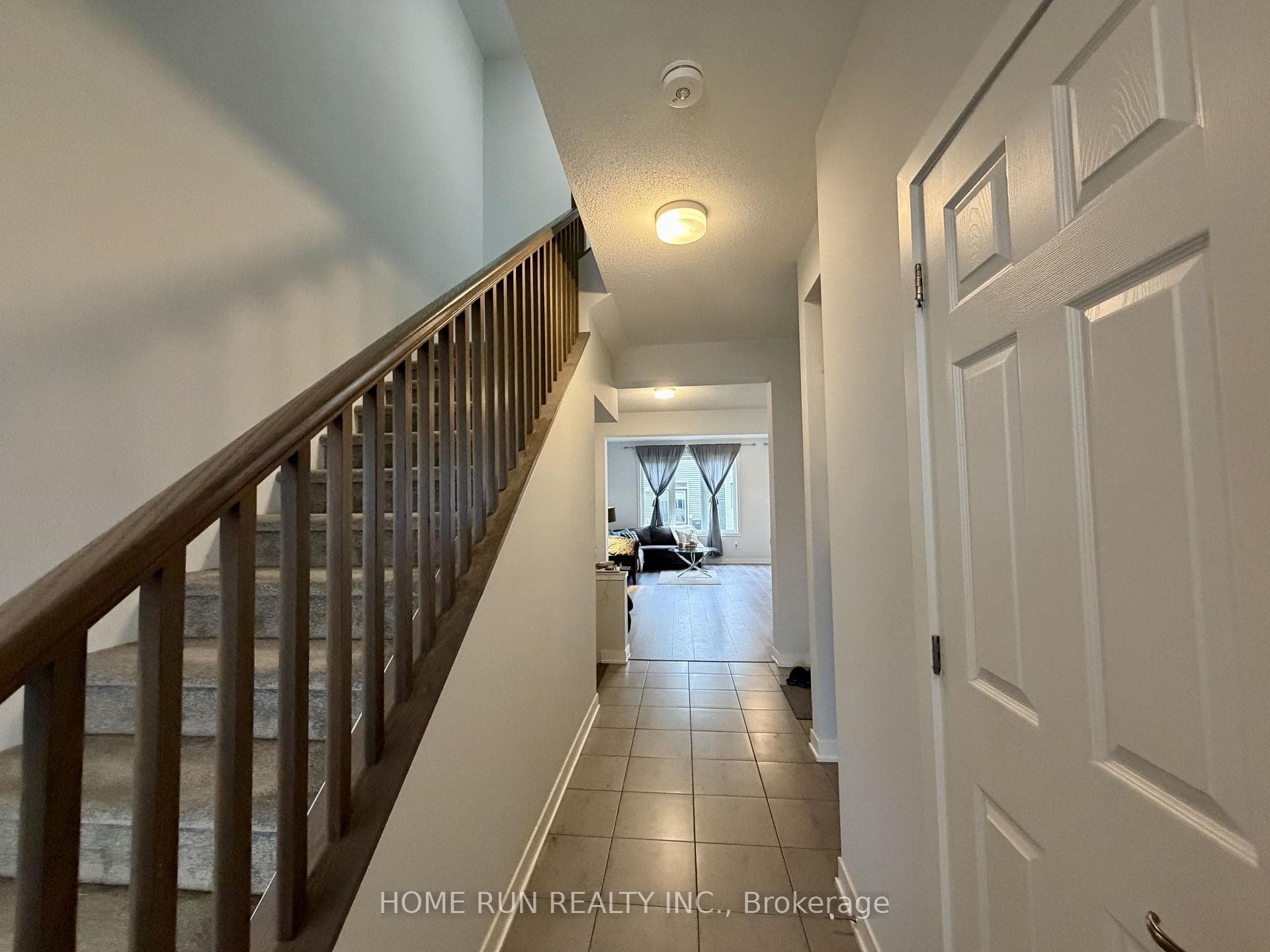 216 Billrian Cres Crescent photo 6