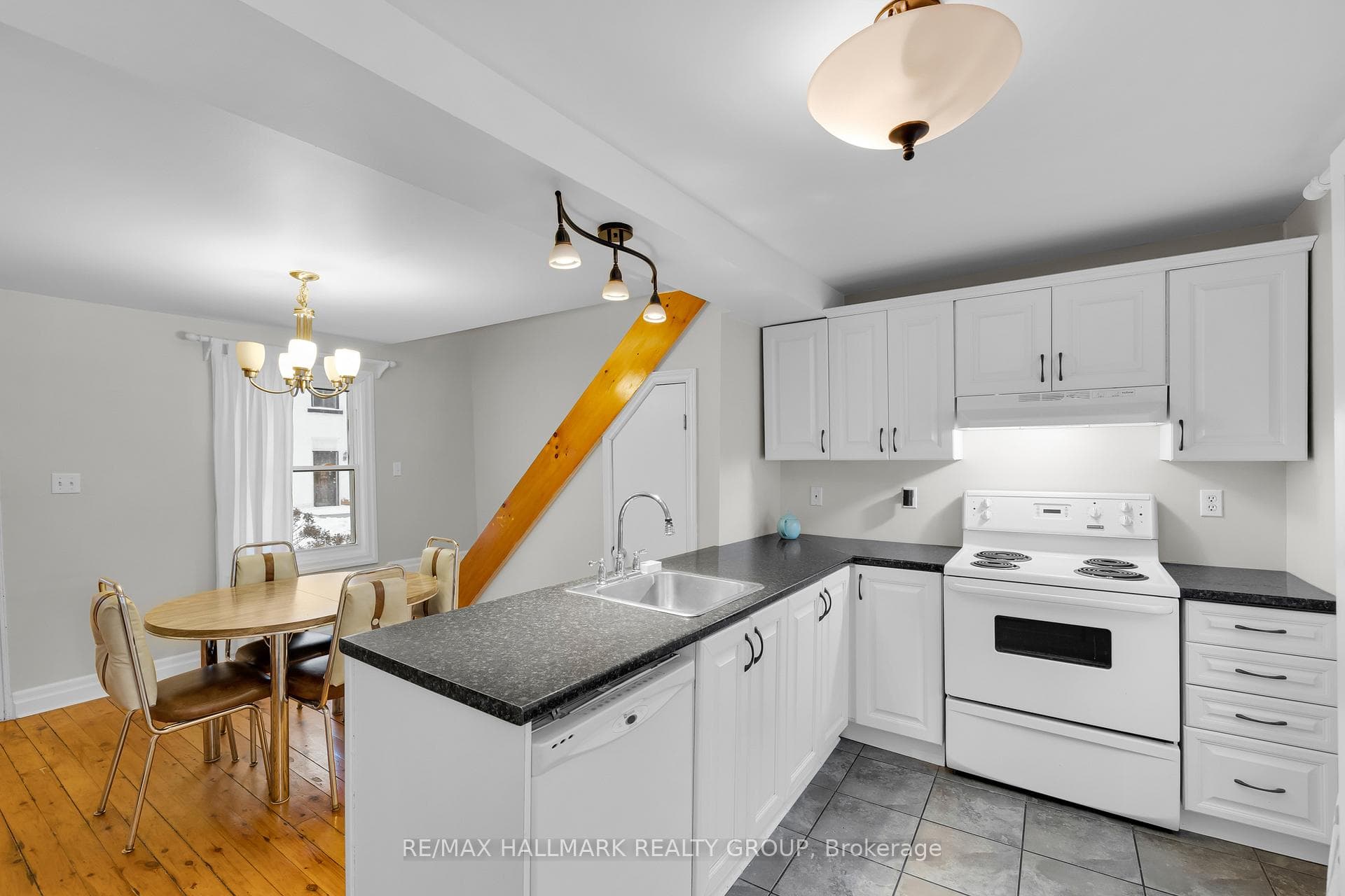50 Bartholomew Street photo 19
