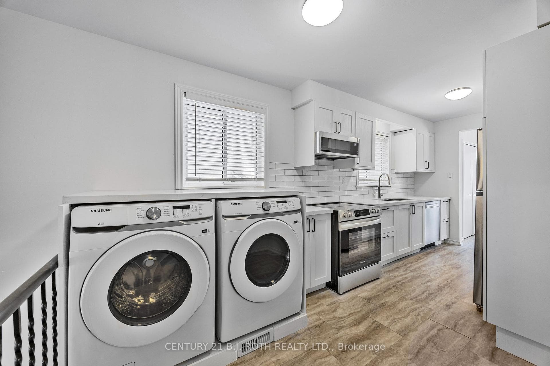 92 Kozlov Street photo 12