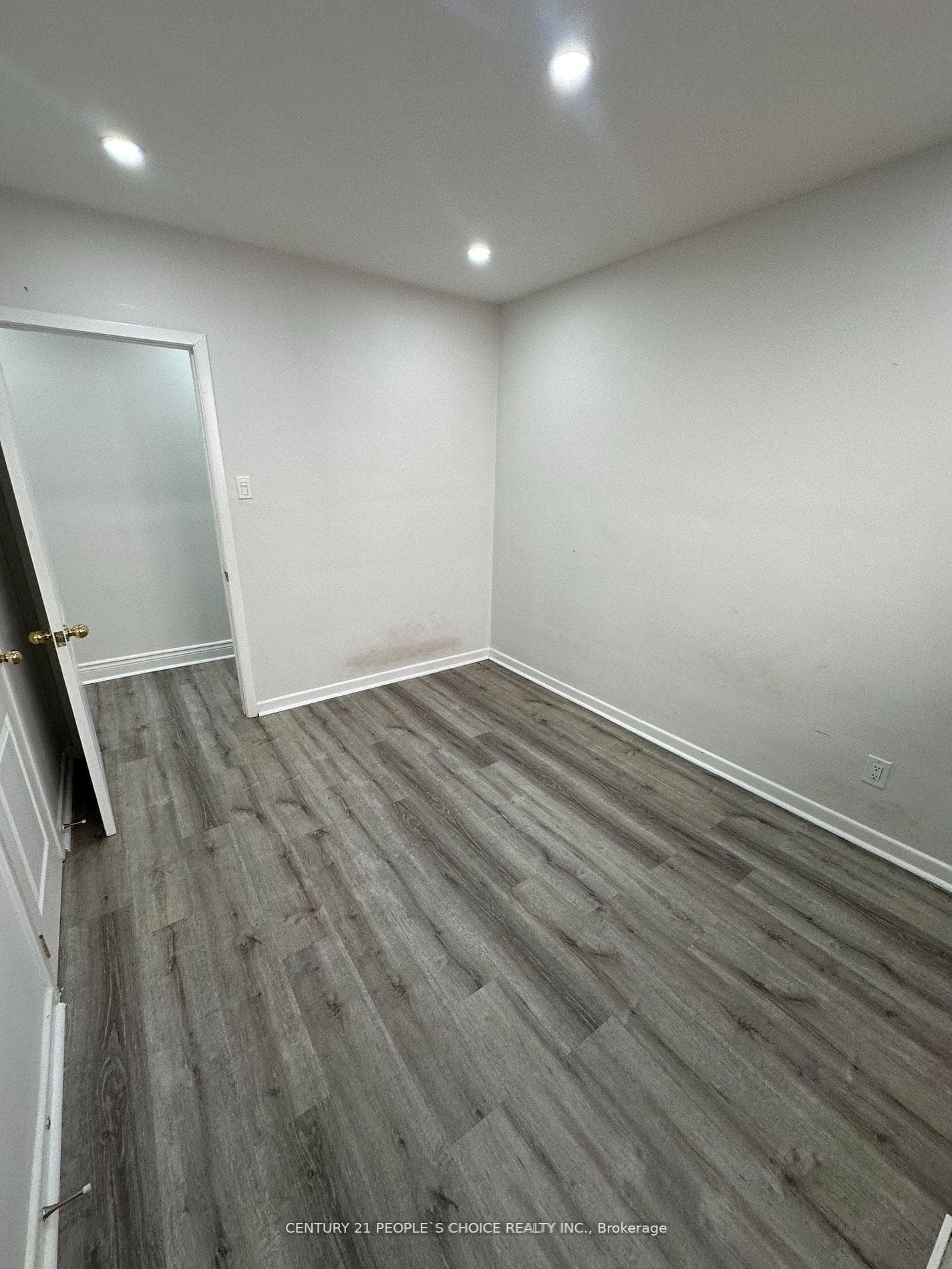 2682 Truscott Drive photo 13