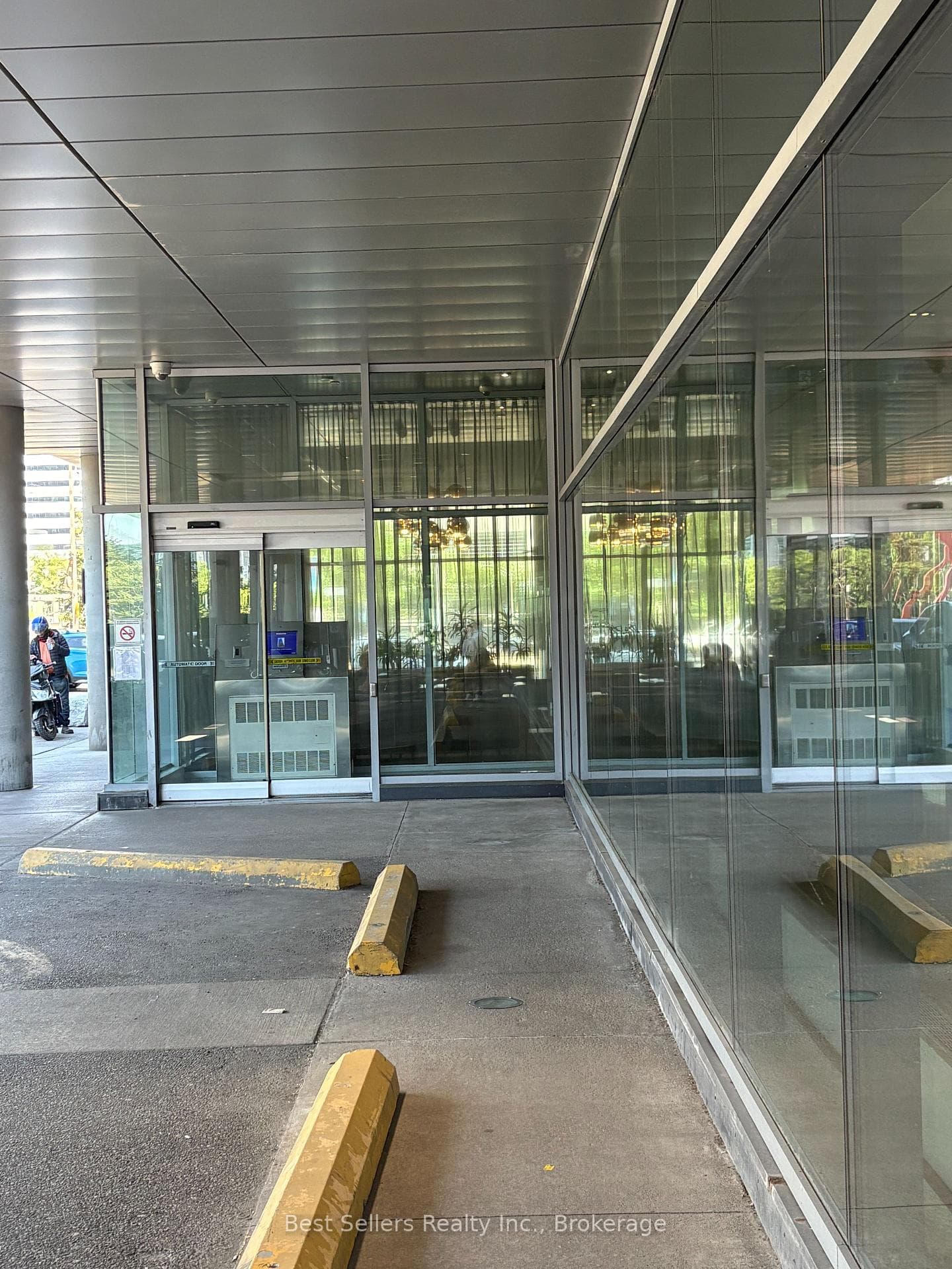 4000 Spadina Avenue Unit 1001 photo 17