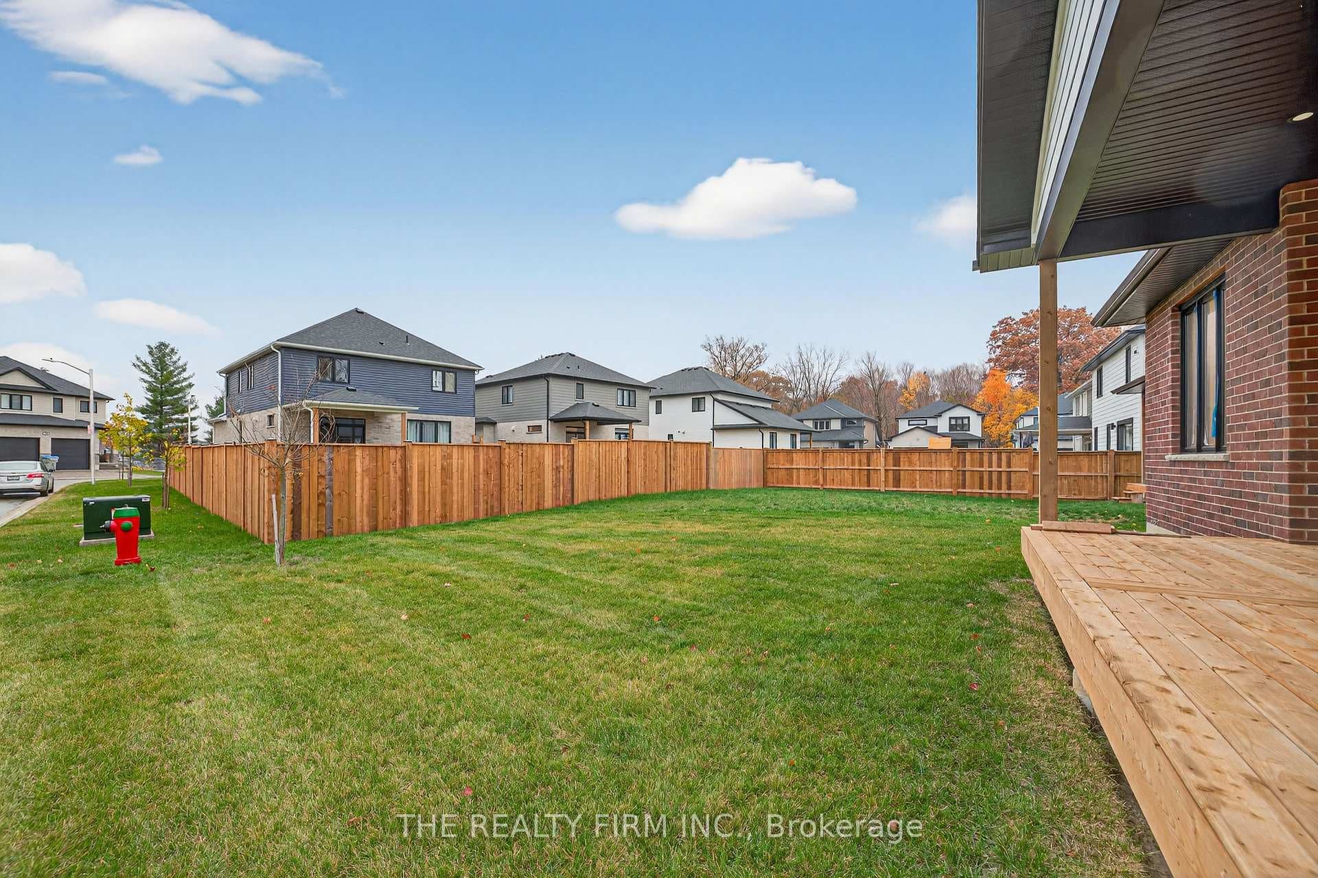 22701 Adelaide Road Unit 30 photo 41