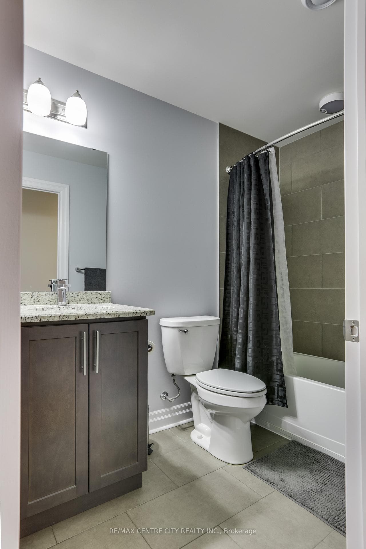 505 Talbot Street Unit 1004 photo 14