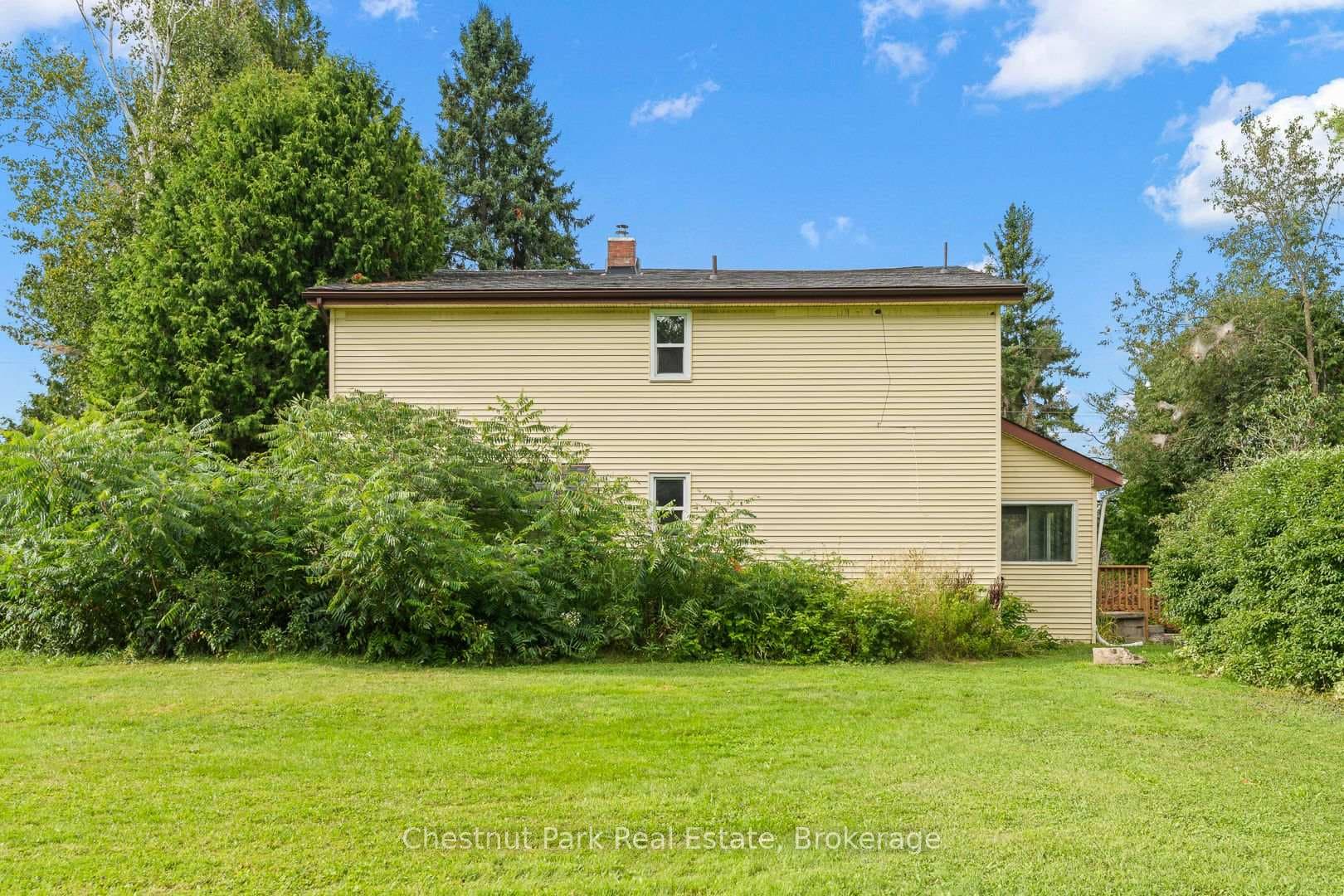 70 Beaumont Drive photo 9