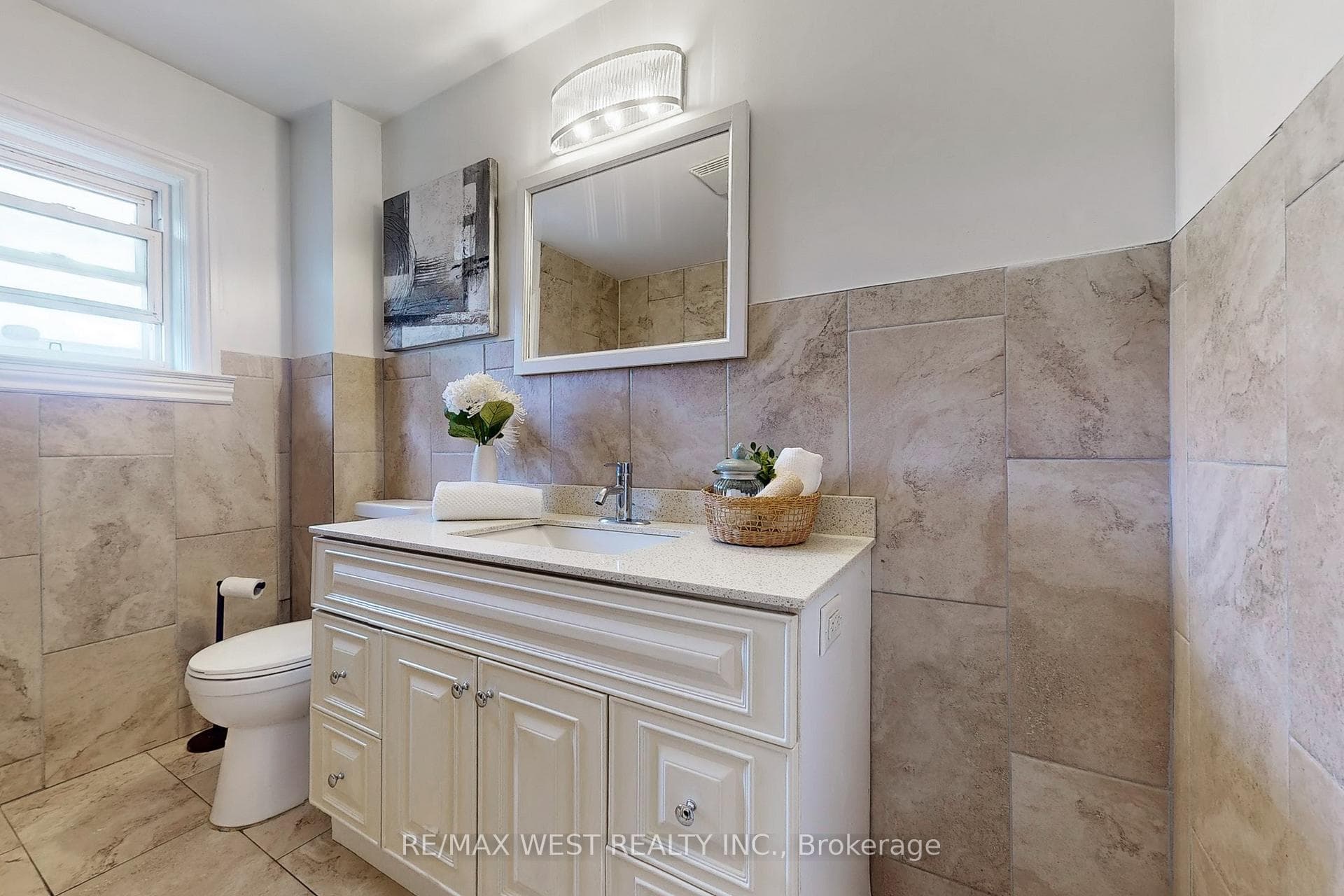 14 Byng Avenue photo 19