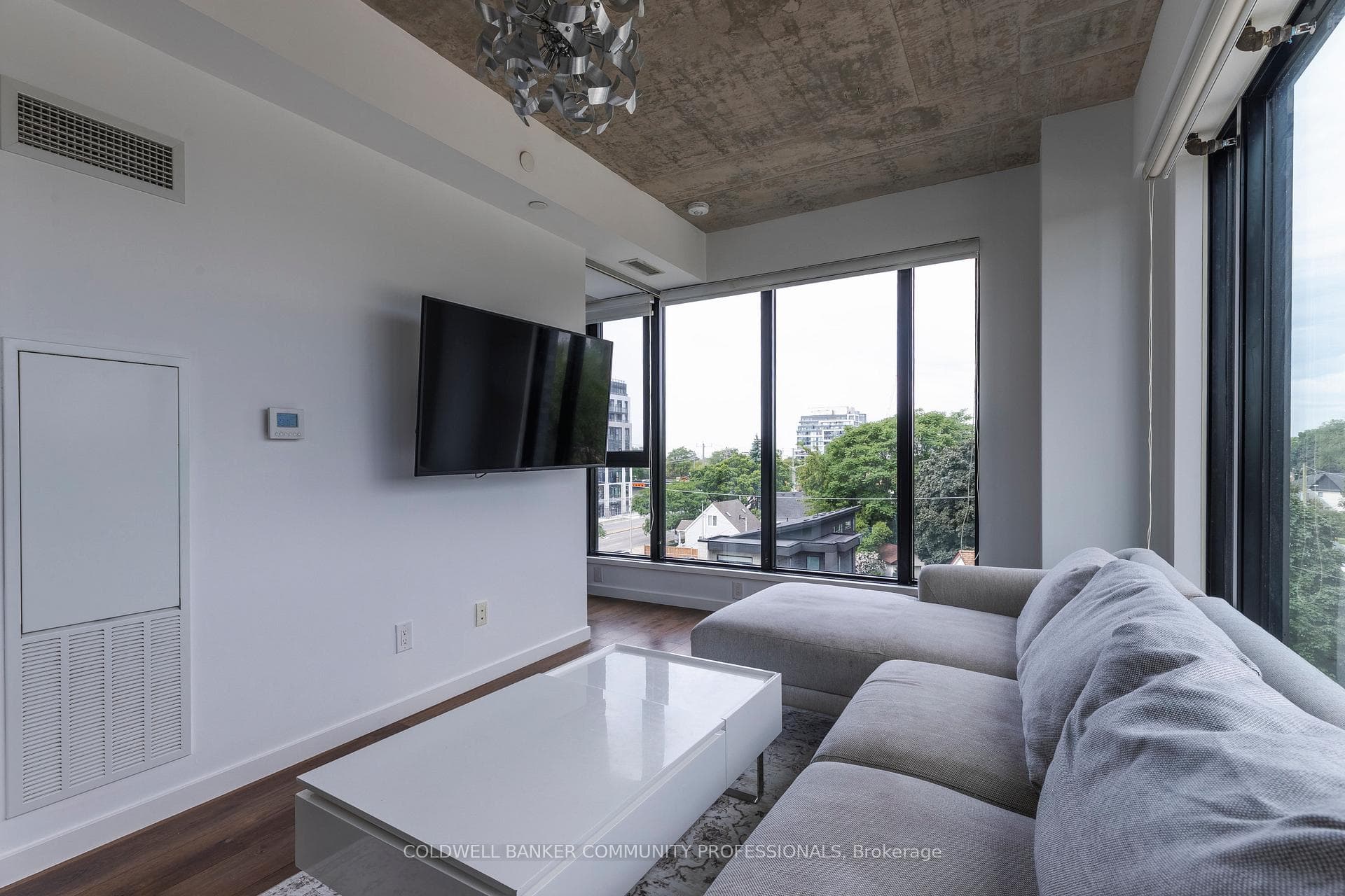 7 Smith Crescent Unit 424 photo 14