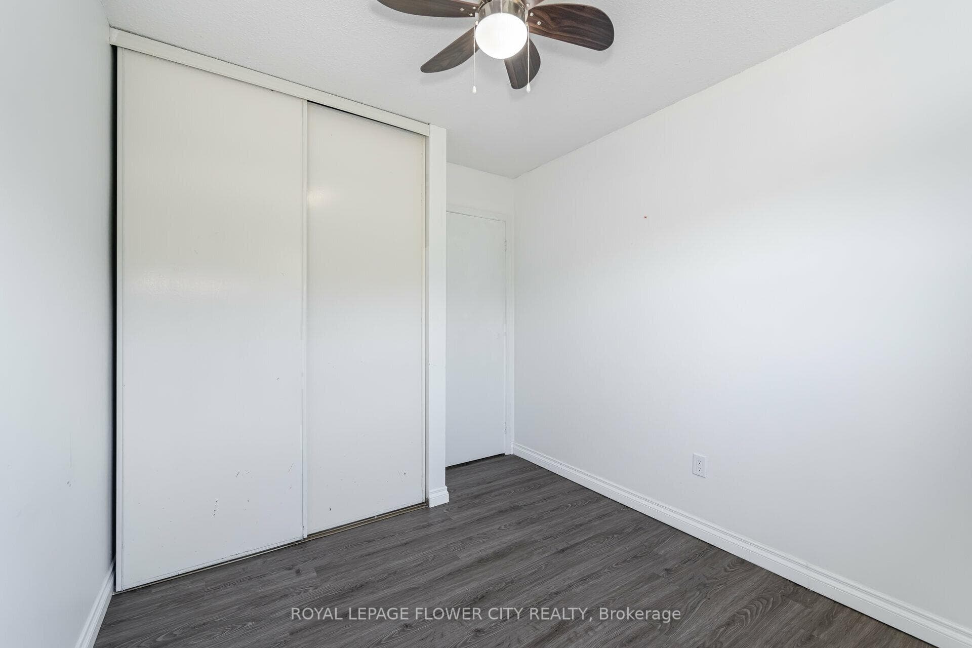 2452 Hemus Square photo 26